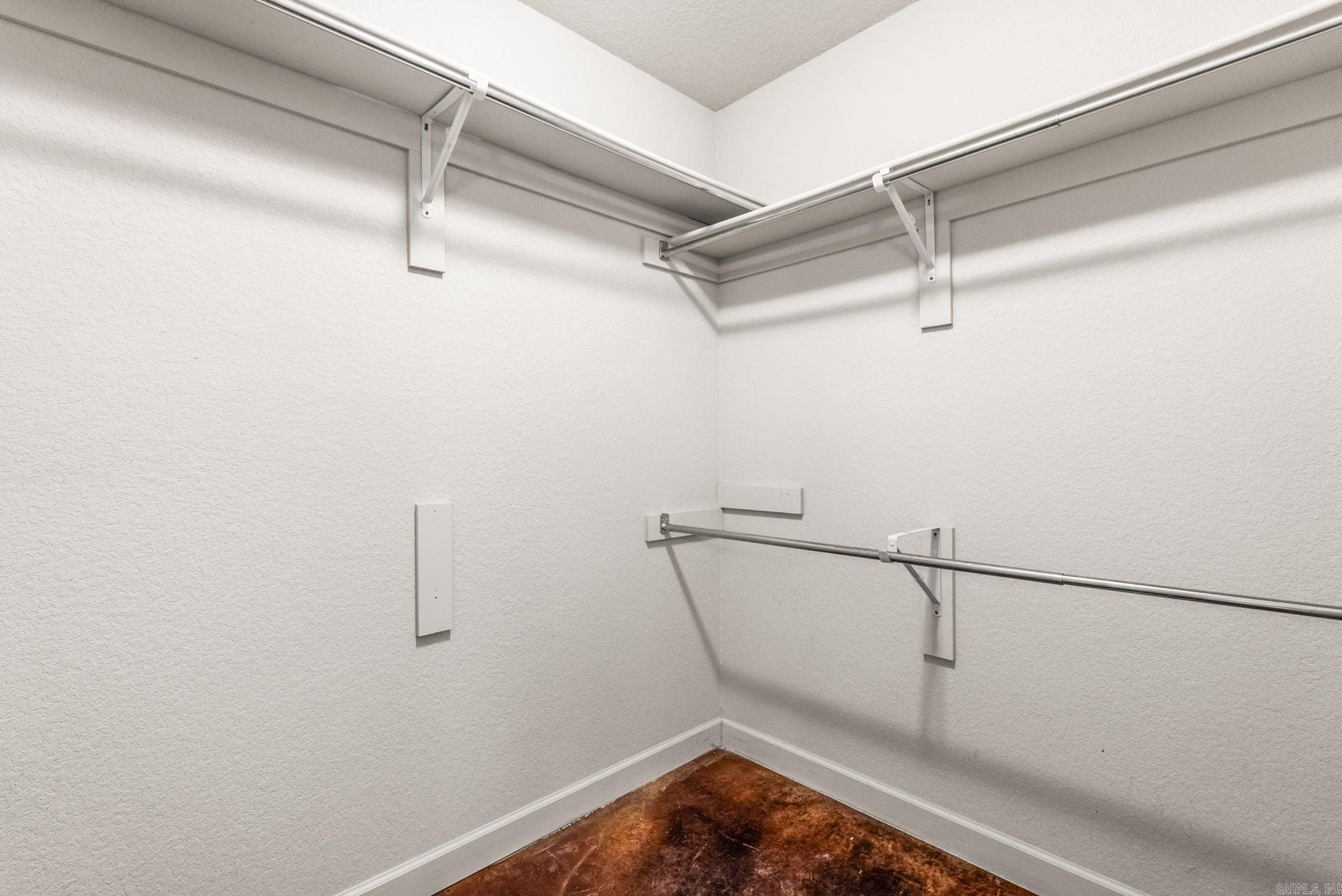 160 Creekside  Austin, AR