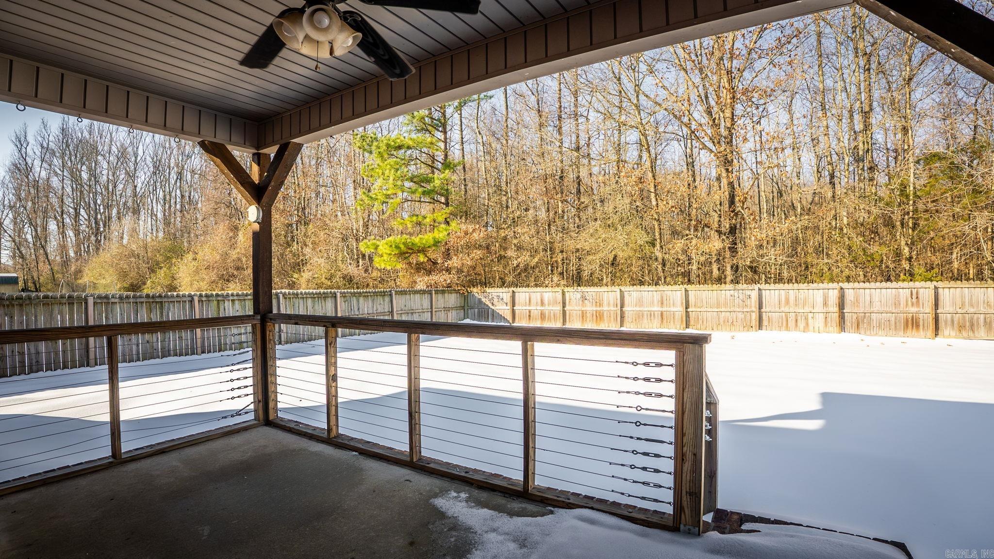 160 Creekside  Austin, AR