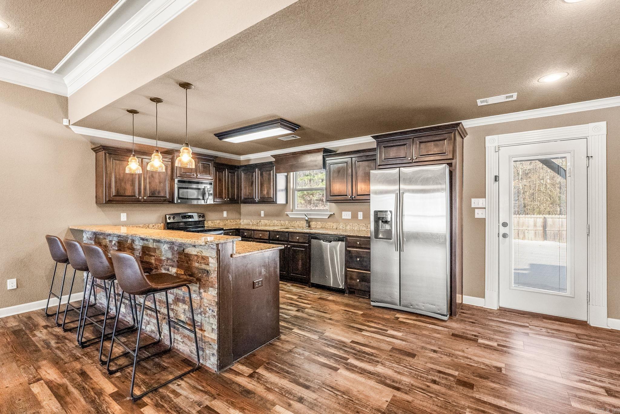 160 Creekside  Austin, AR