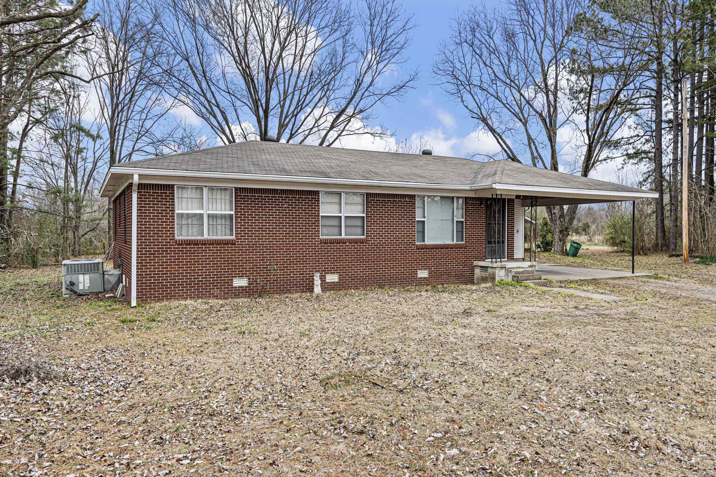 21685 State Highway 154  Dardanelle, AR