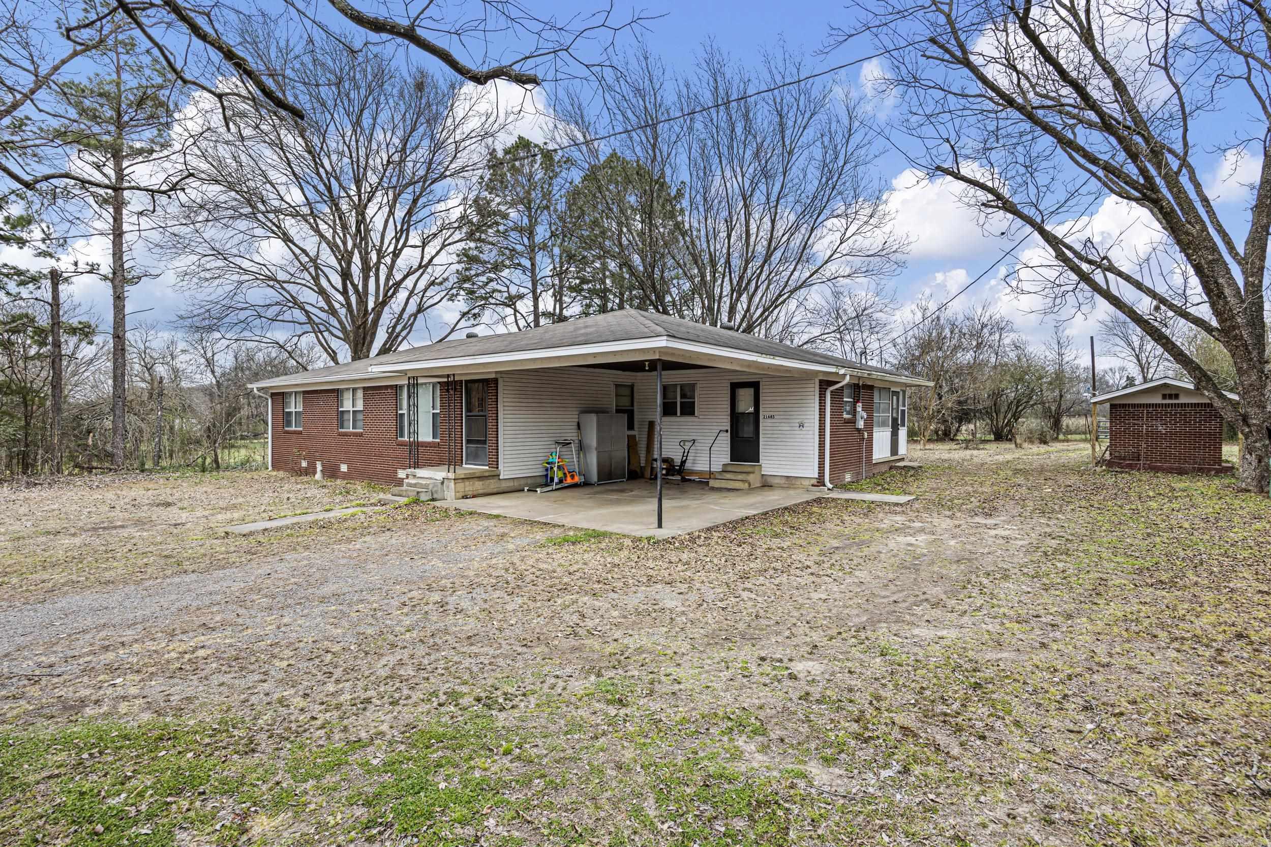 21685 State Highway 154  Dardanelle, AR