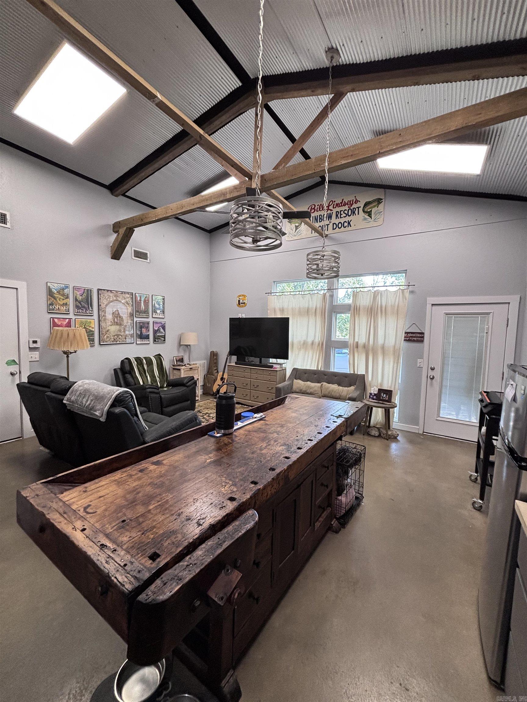 100 Rainbow  Heber Springs, AR