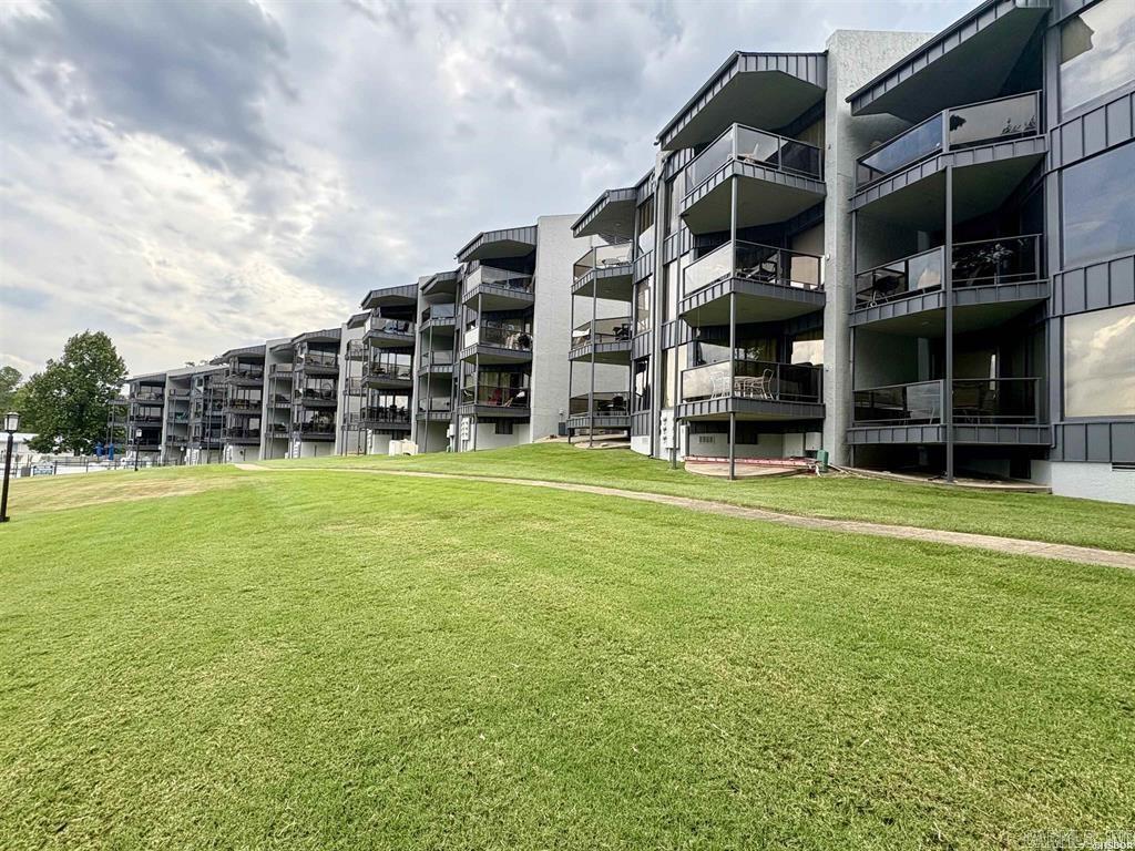 270 Lake Hamiton Drive Hot Springs, AR 71913