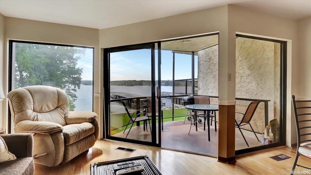 270 Lake Hamiton Drive Hot Springs, AR 71913