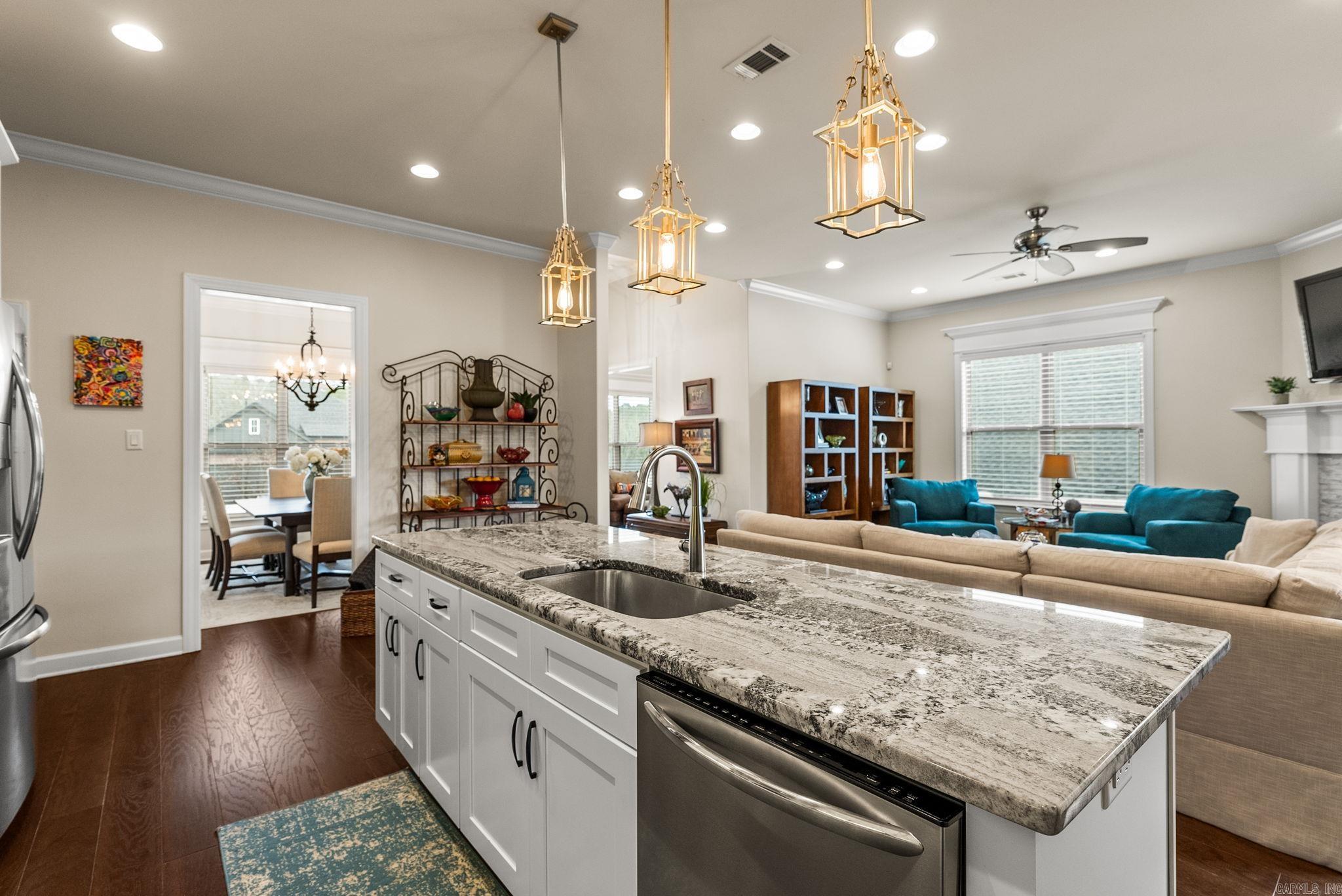 145 Ridgeview Trail  Maumelle, AR