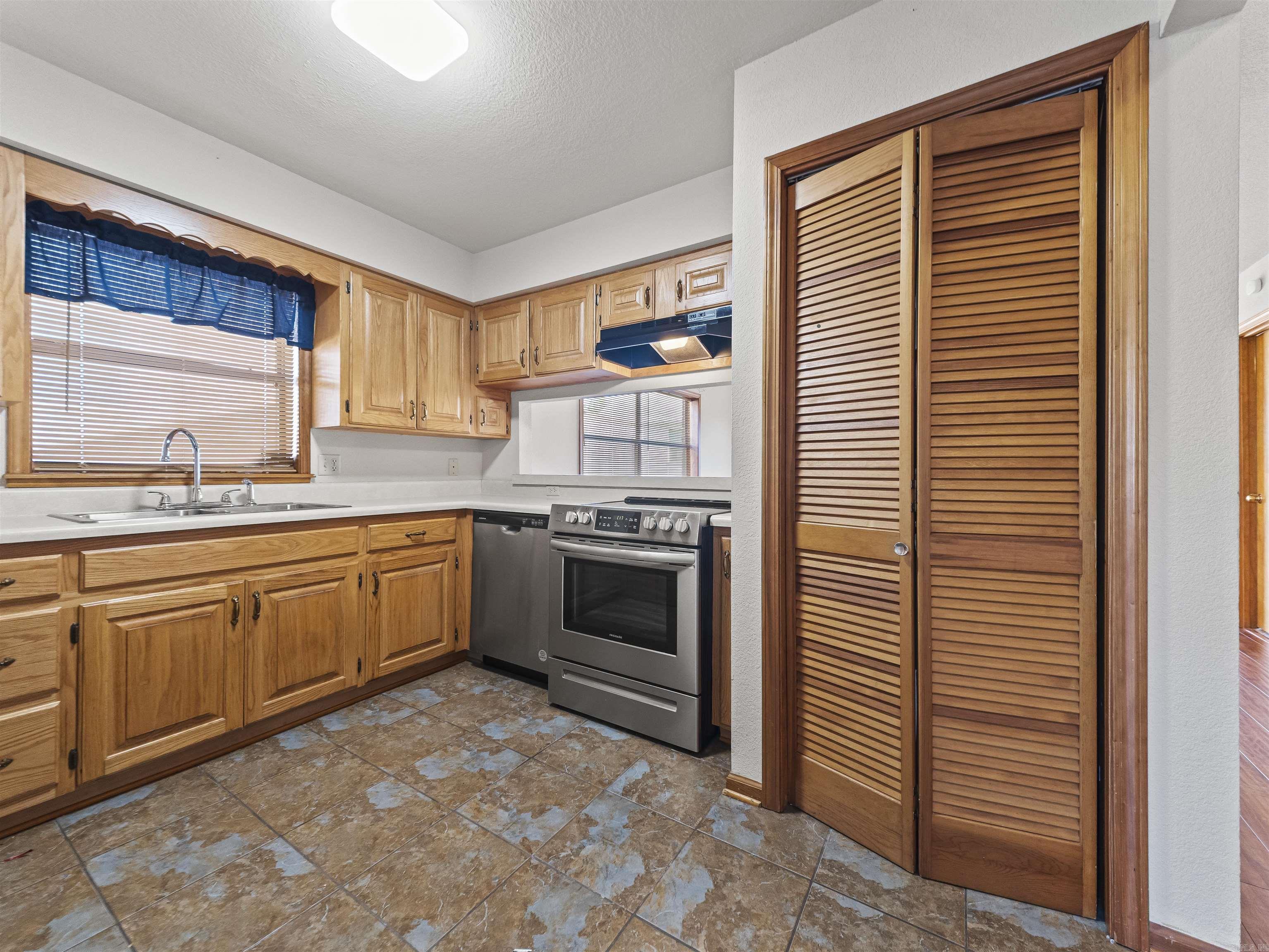 301 Hammond  Hot Springs, AR