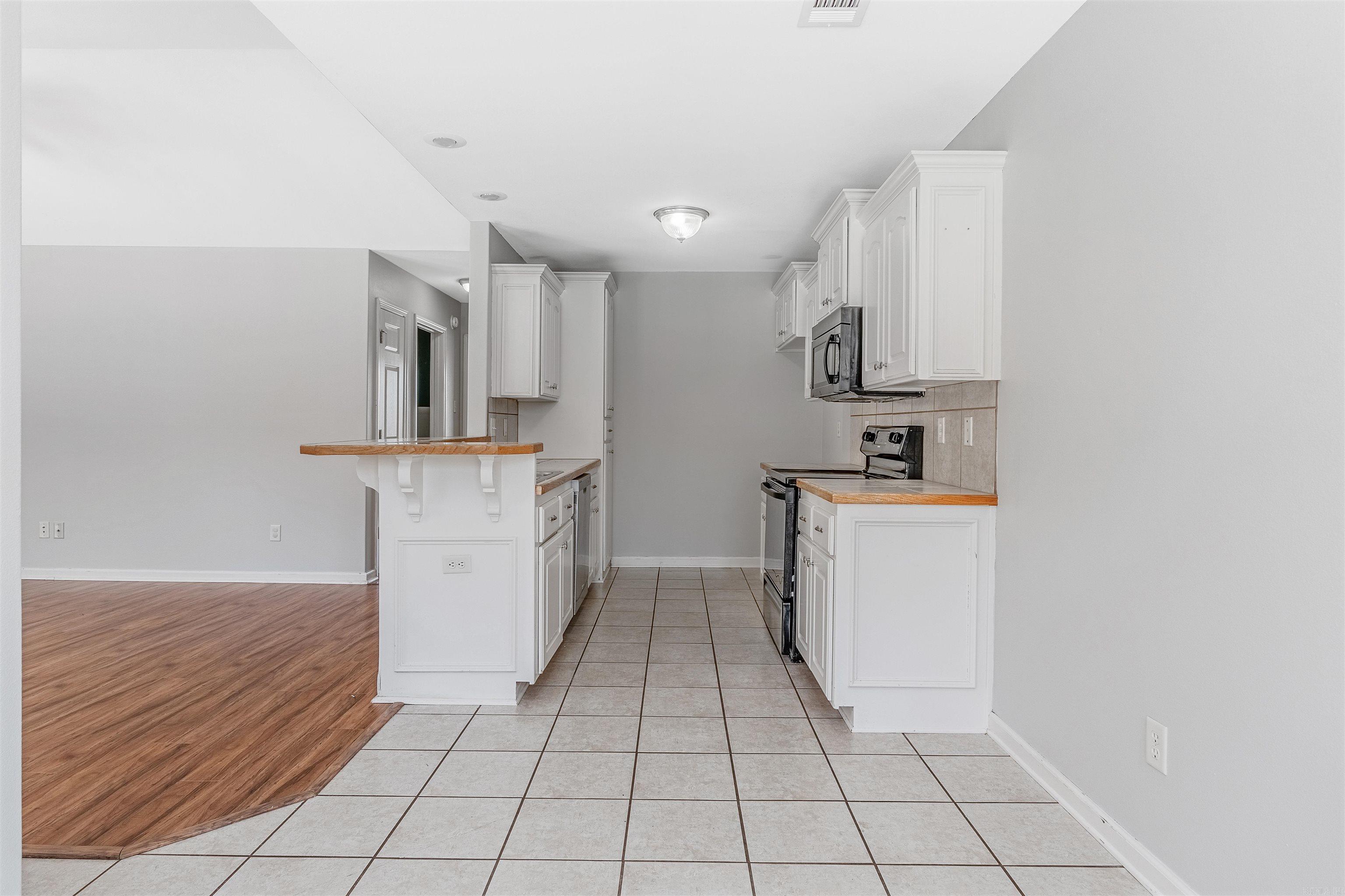 330 Weathering Lane  Austin, AR