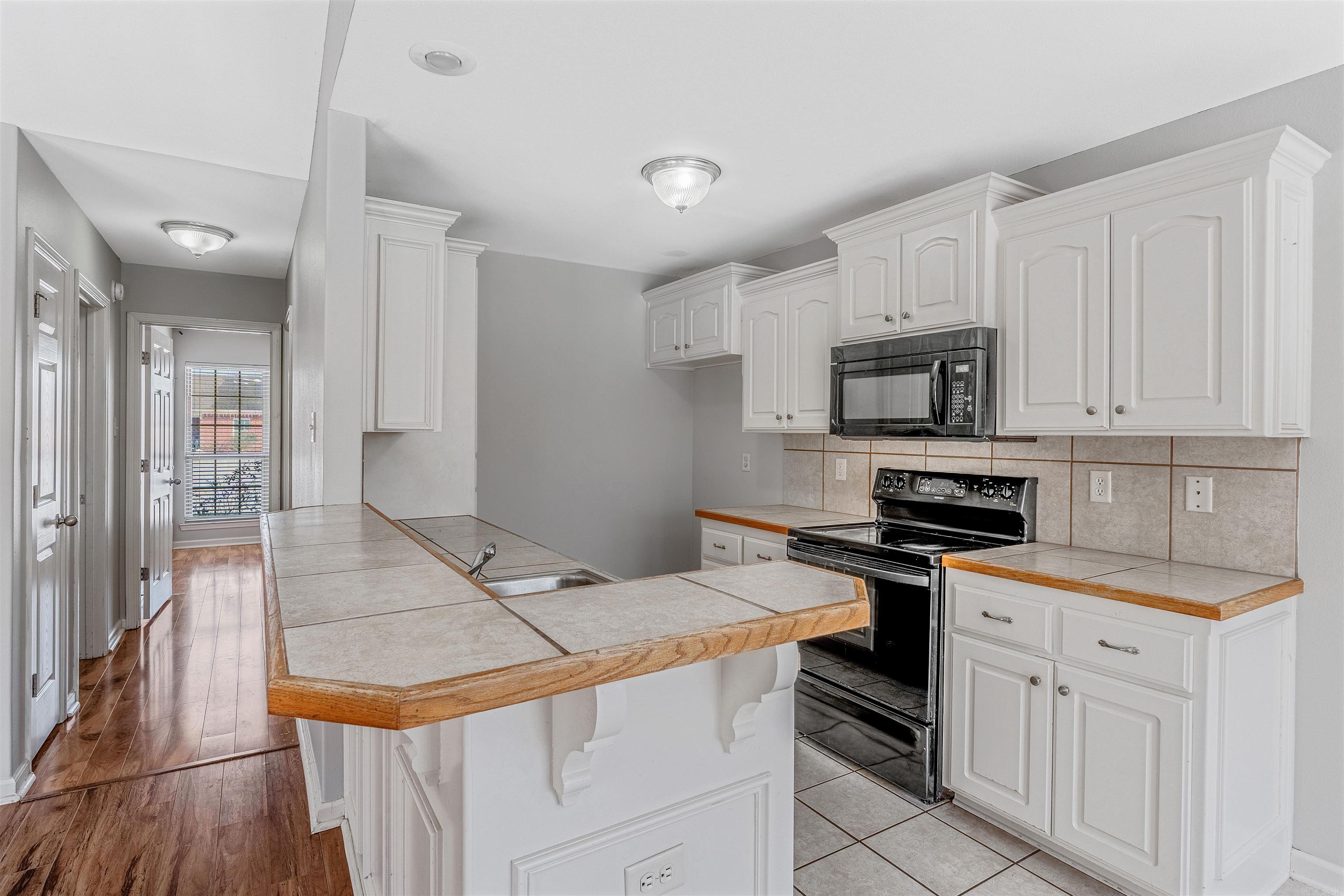 330 Weathering Lane  Austin, AR