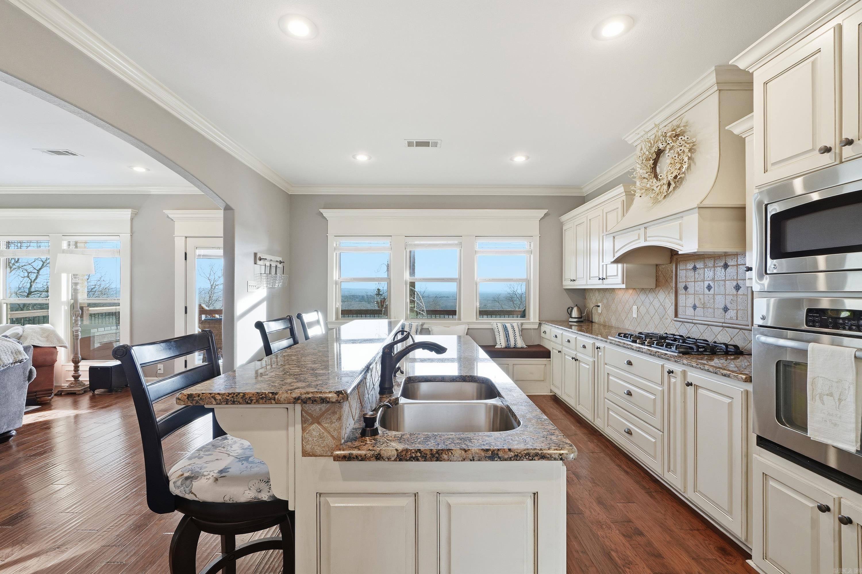 15 Eagle Crest  Conway, AR