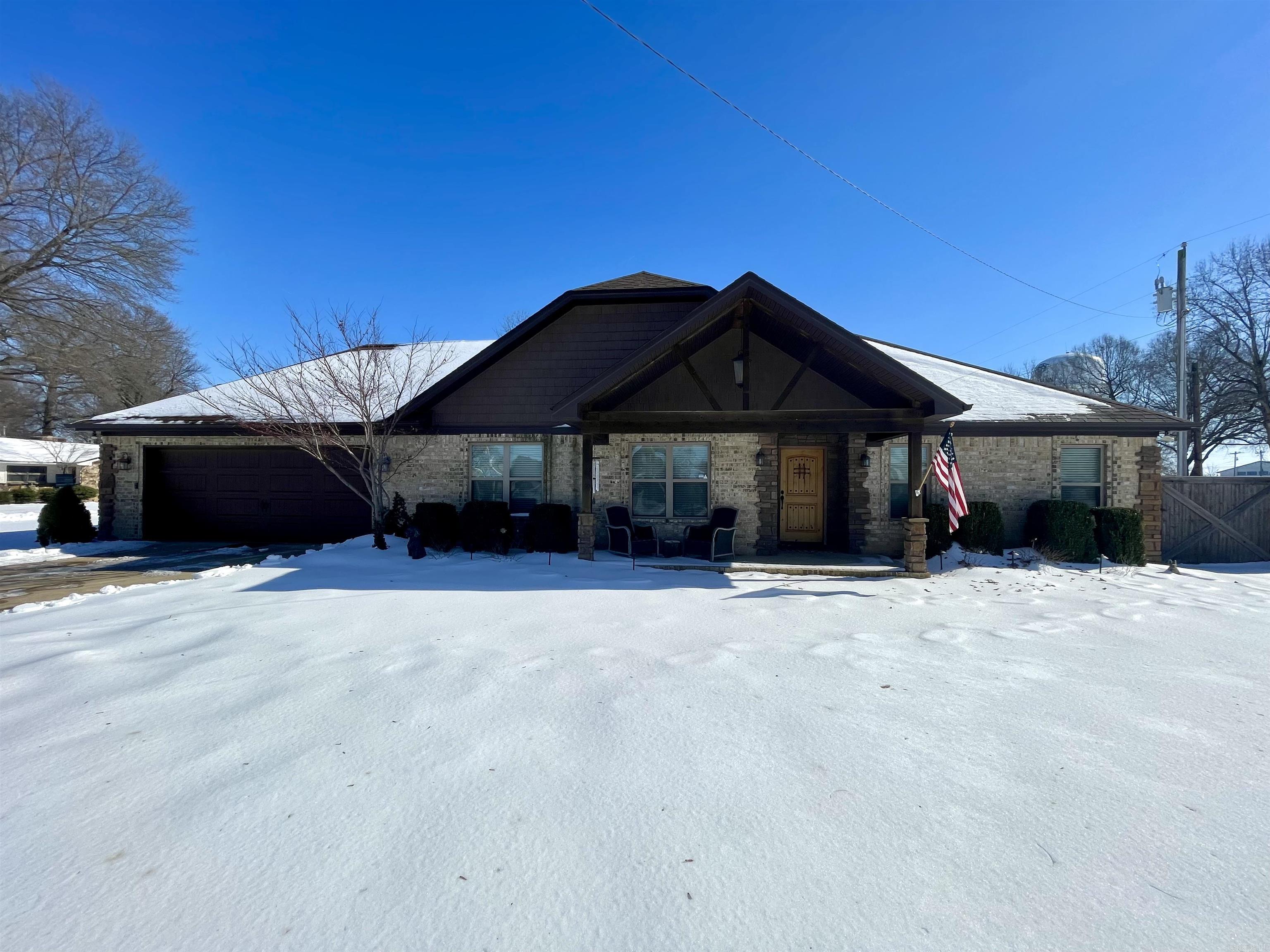 416  Twin Hickory  Trumann, AR