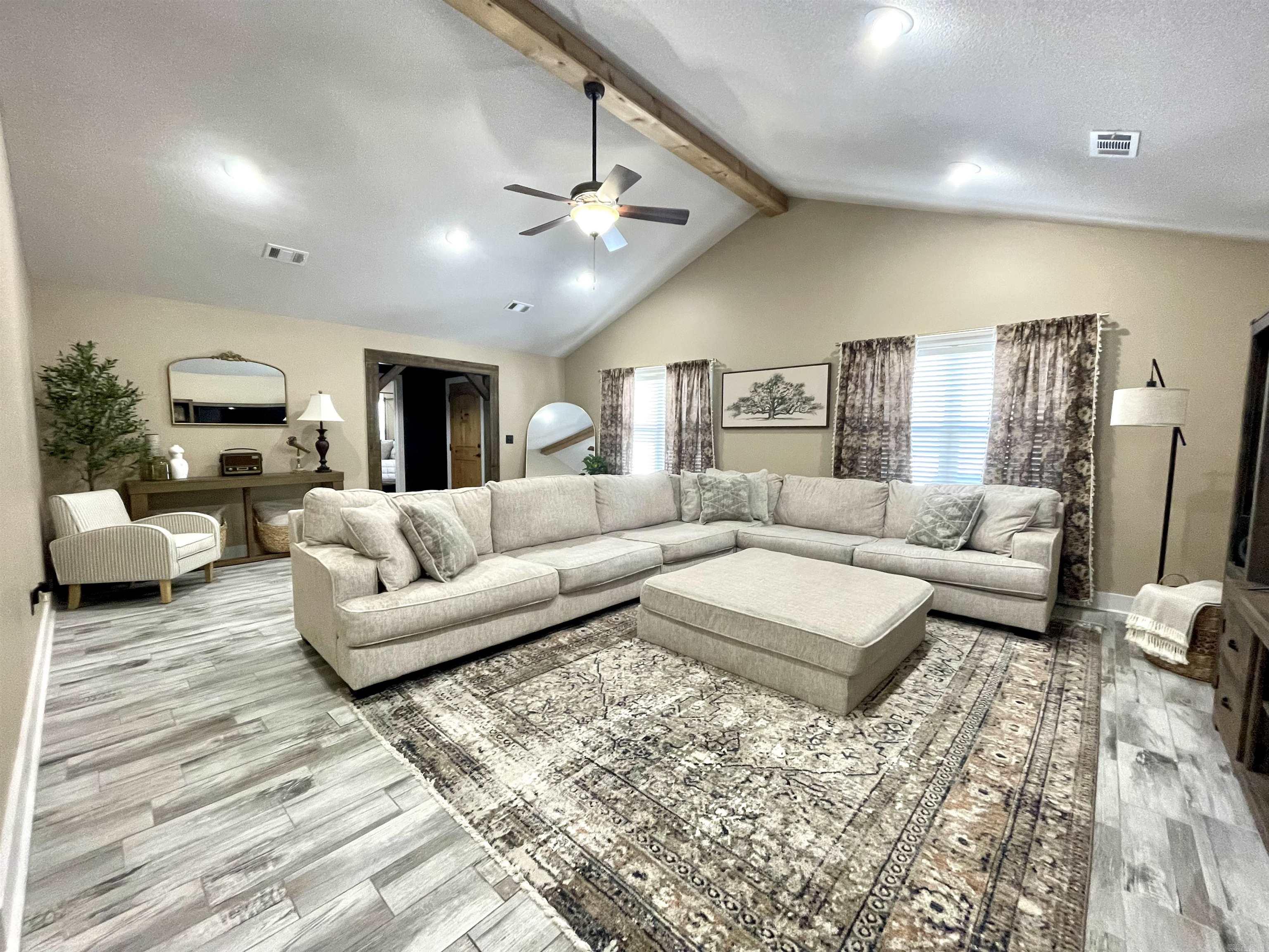 416 Twin Hickory  Trumann, AR