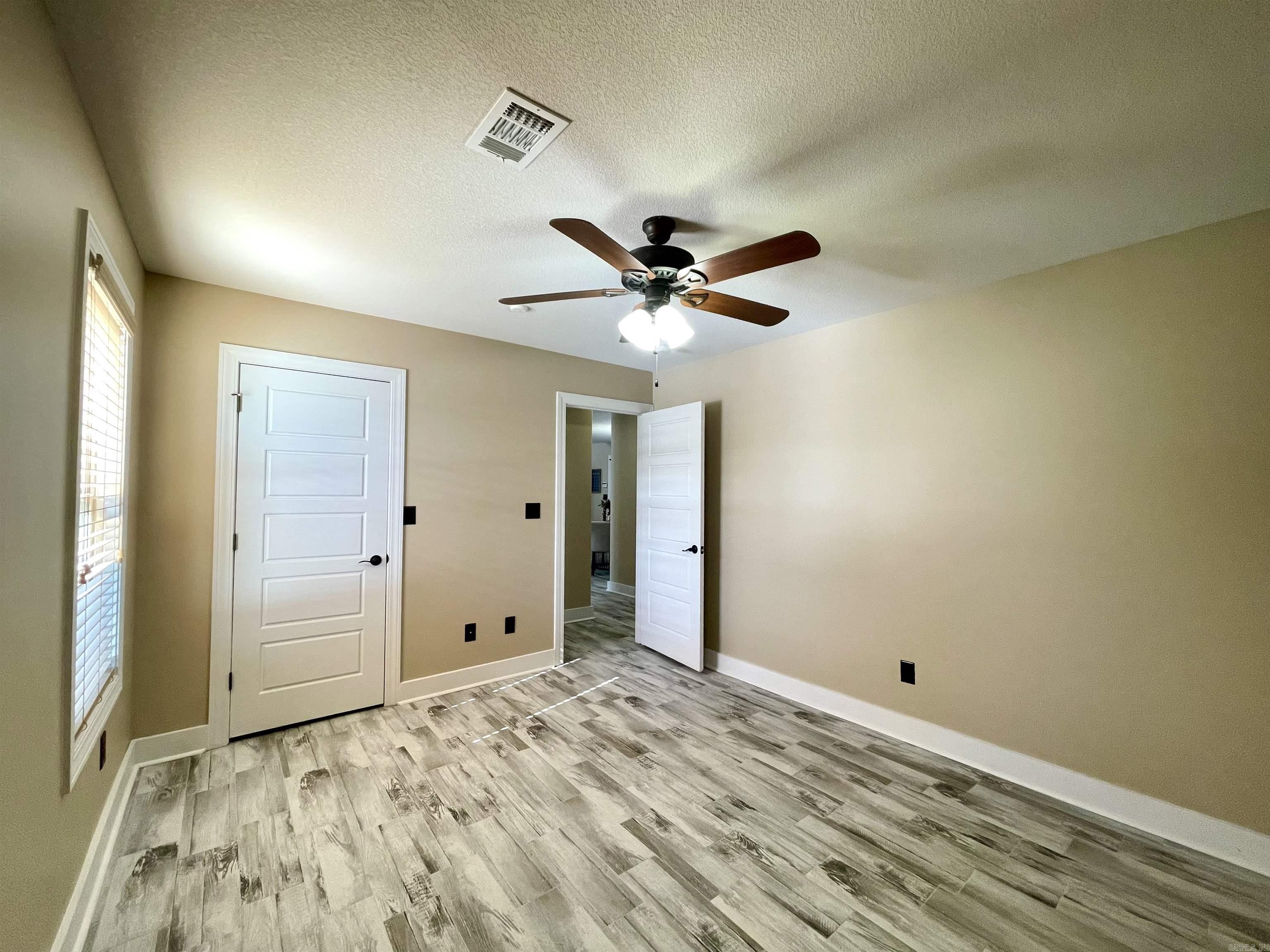 416 Twin Hickory  Trumann, AR