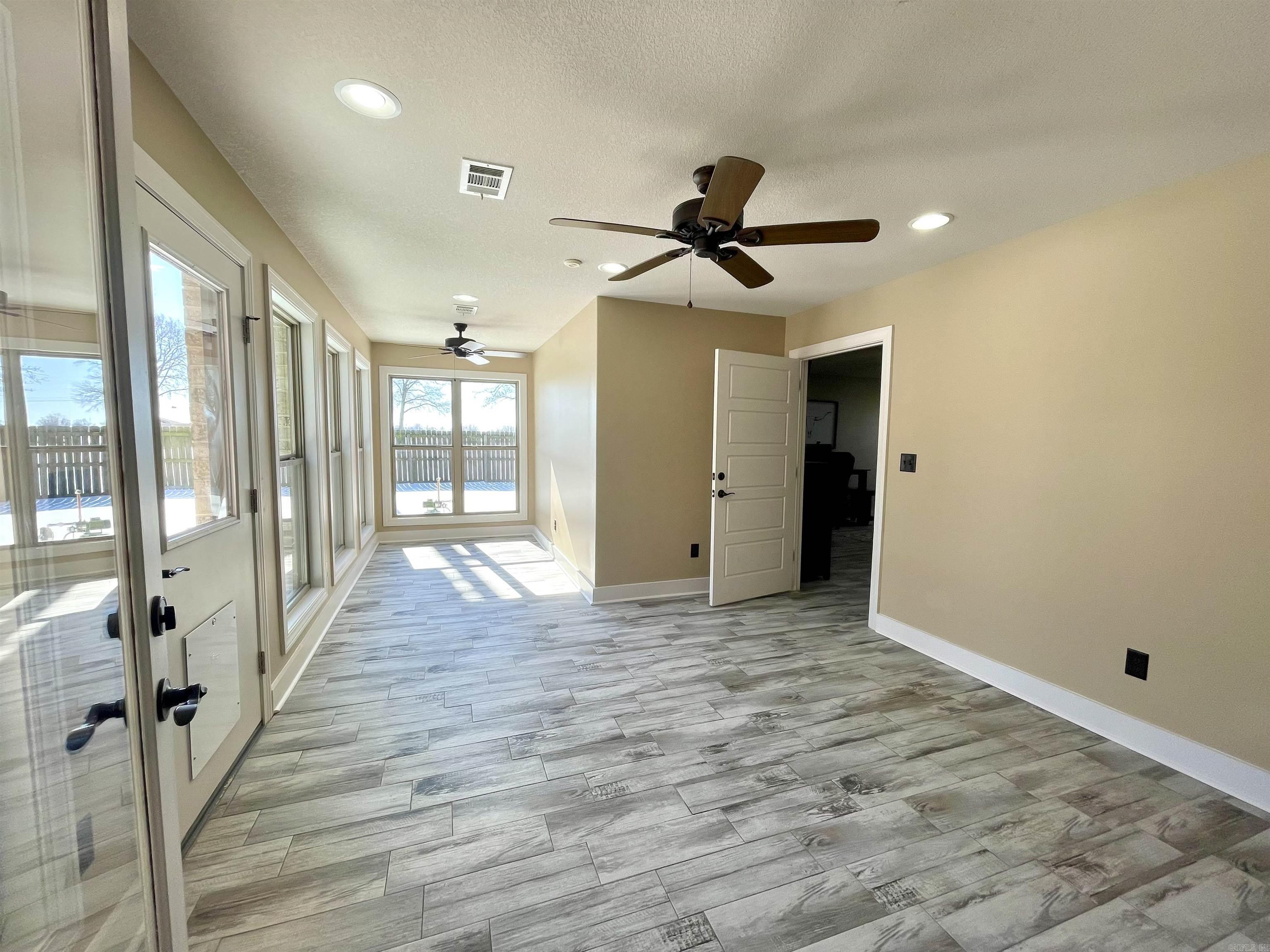 416 Twin Hickory Trumann, AR 72472