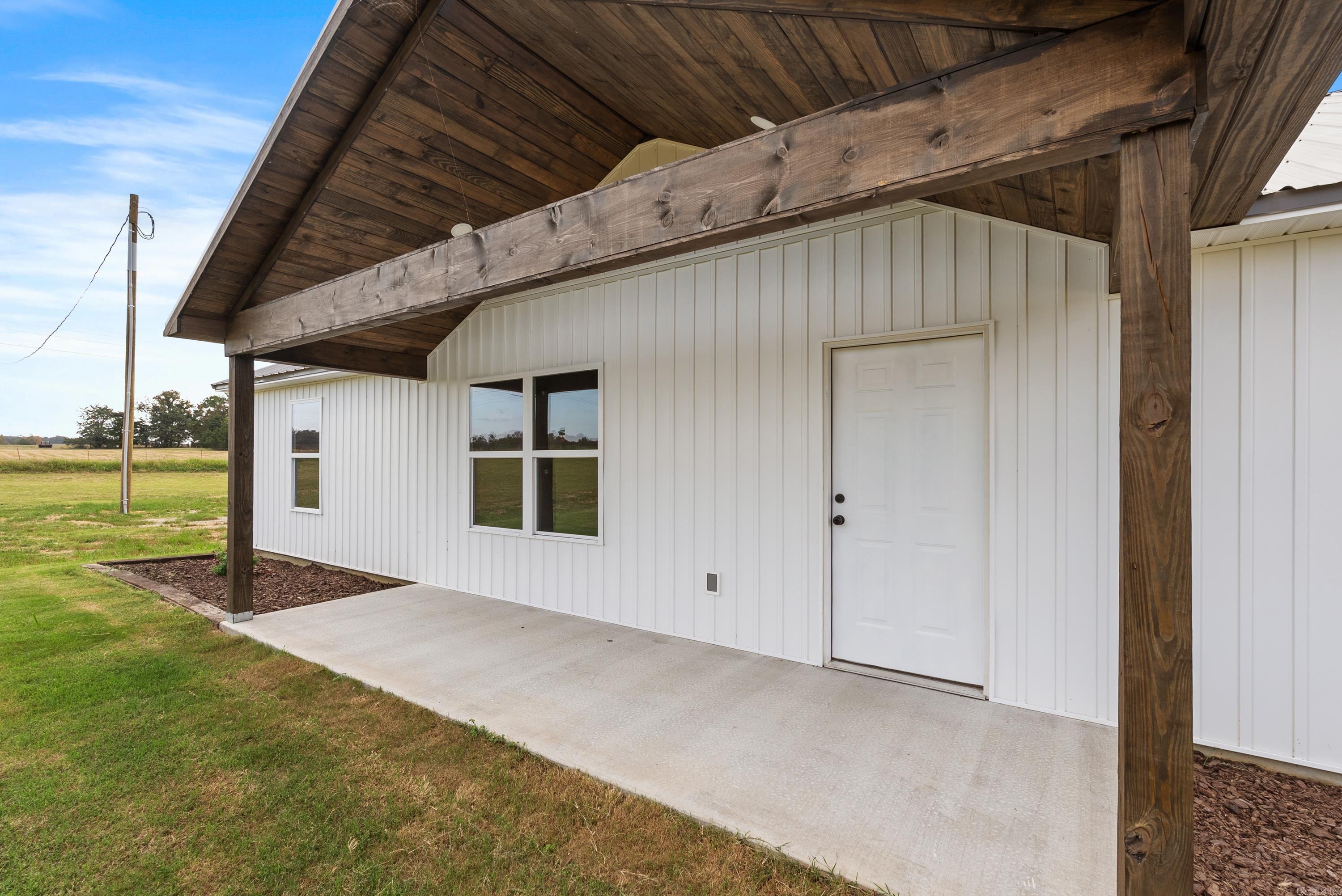 642 School  Rose Bud, AR