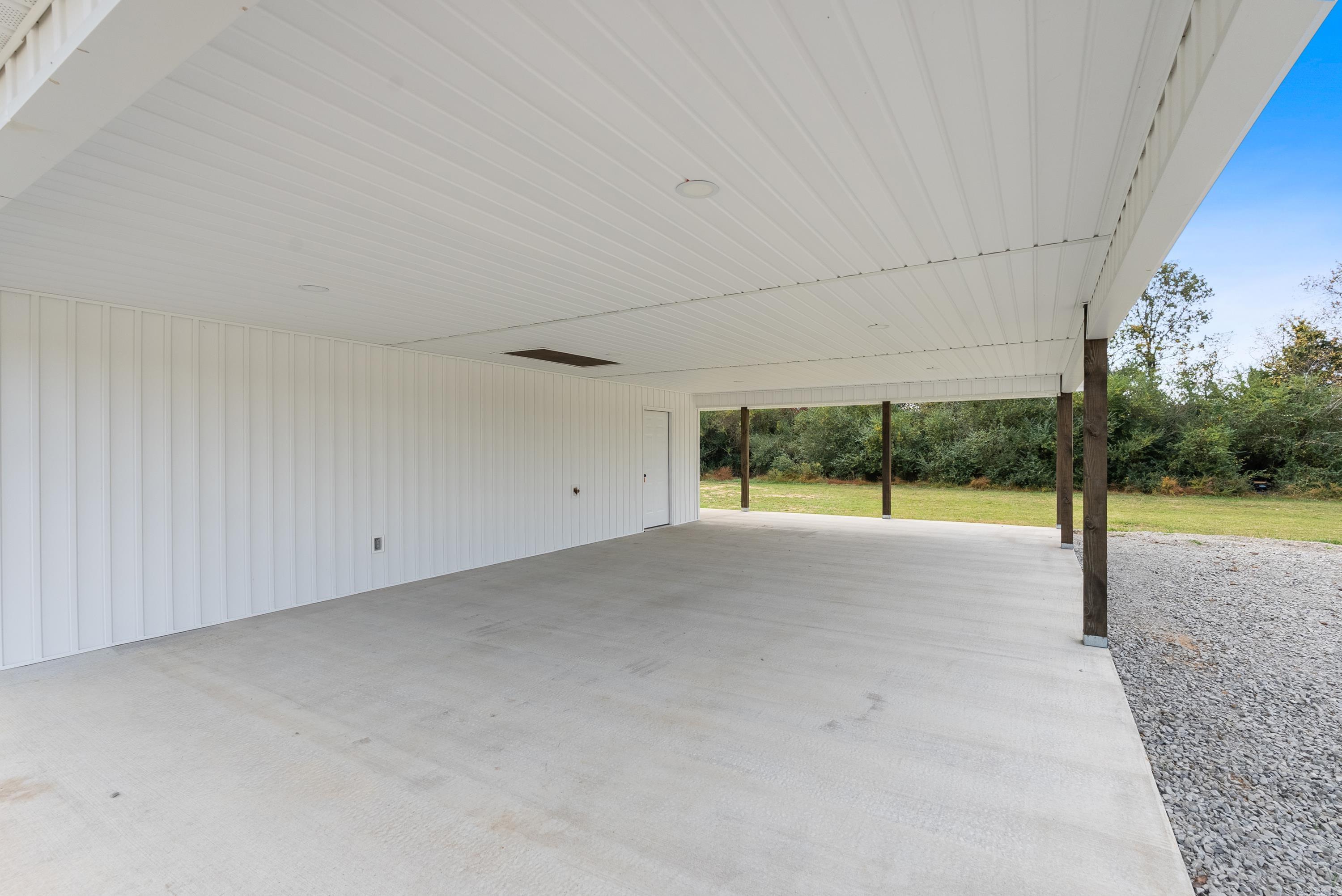 642 School  Rose Bud, AR