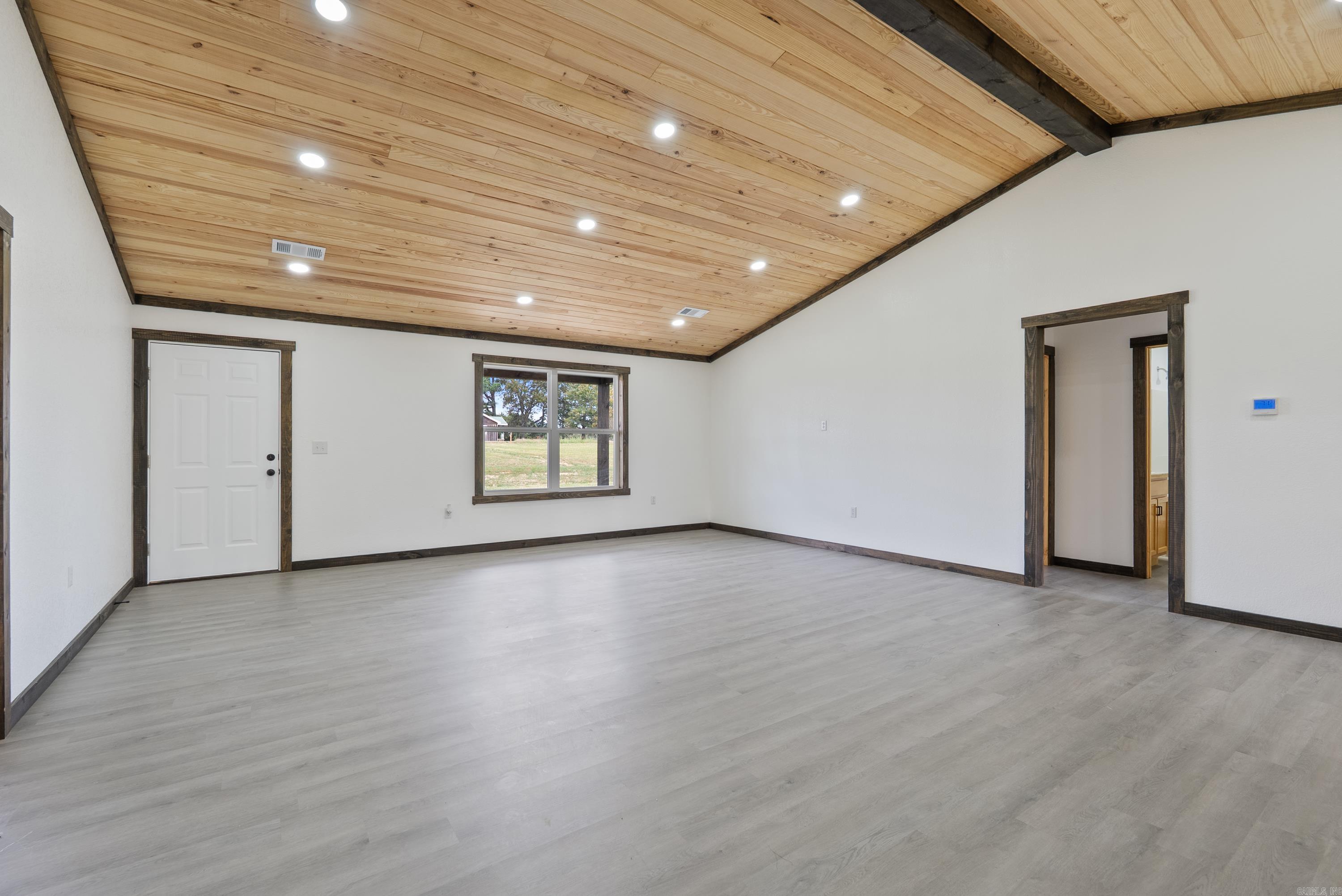 642 School  Rose Bud, AR