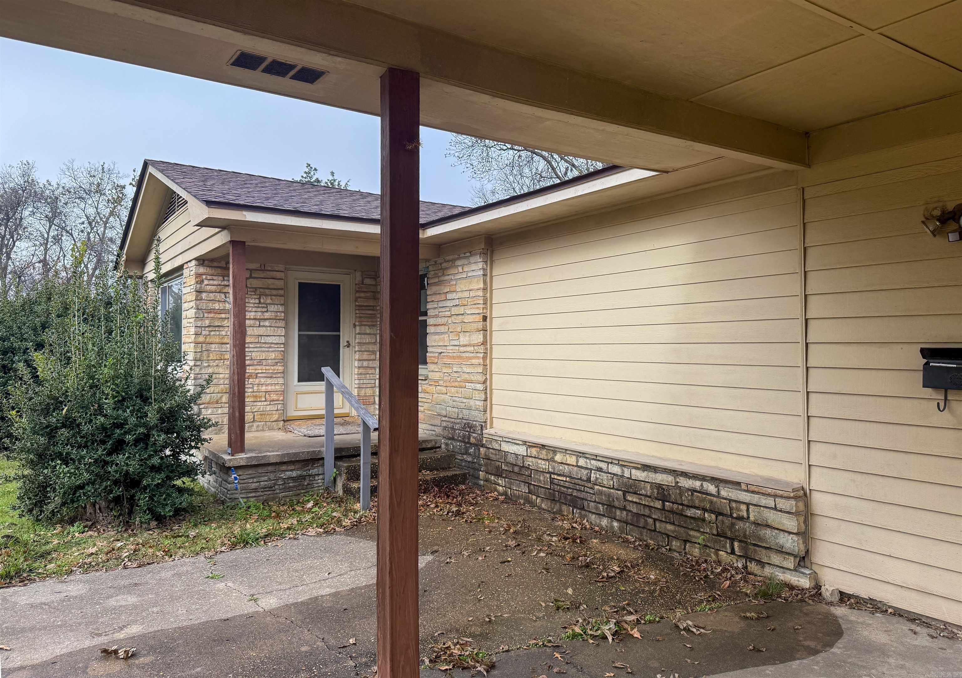 1210 W Hale  Osceola, AR