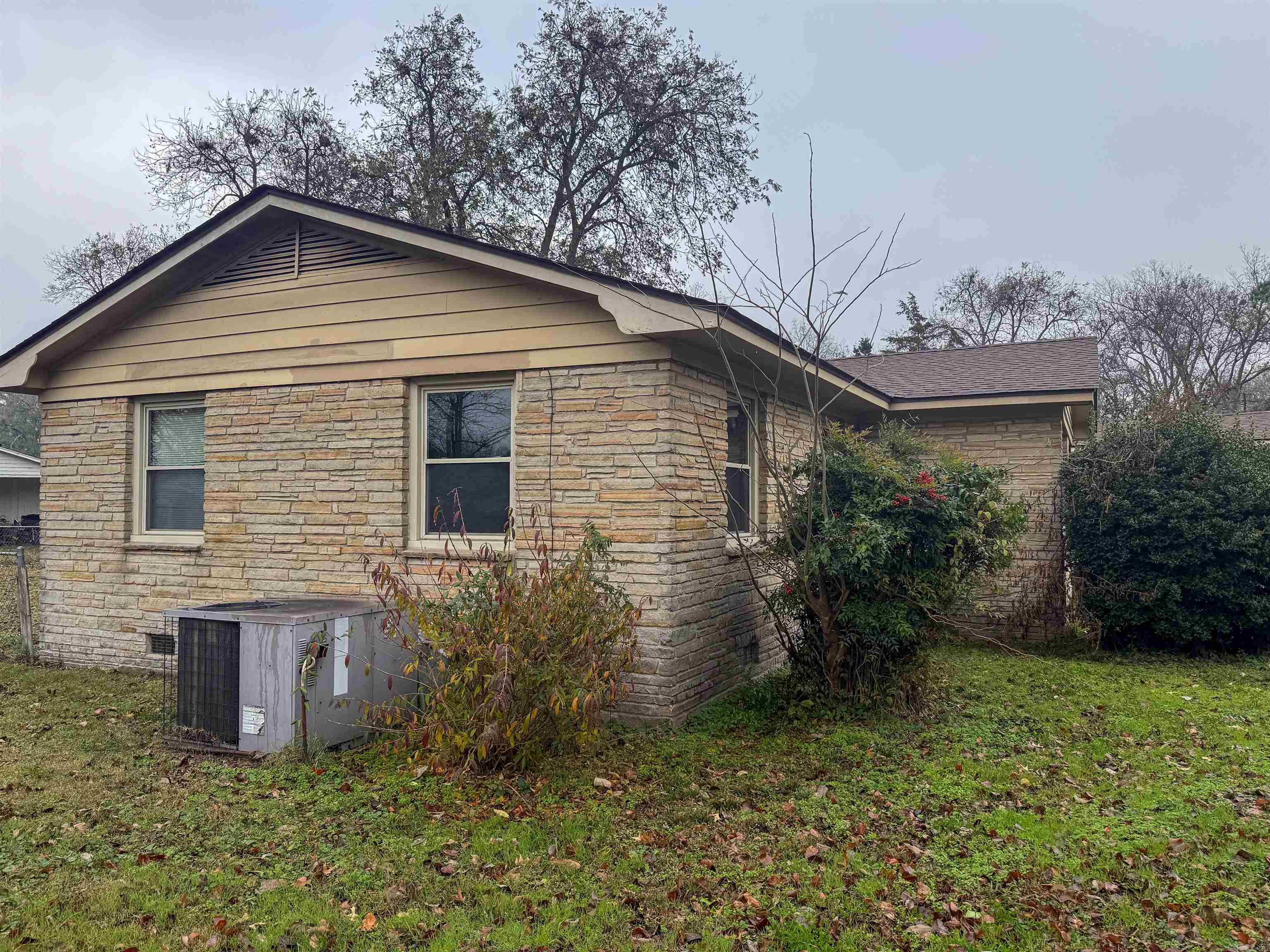 1210 W Hale  Osceola, AR