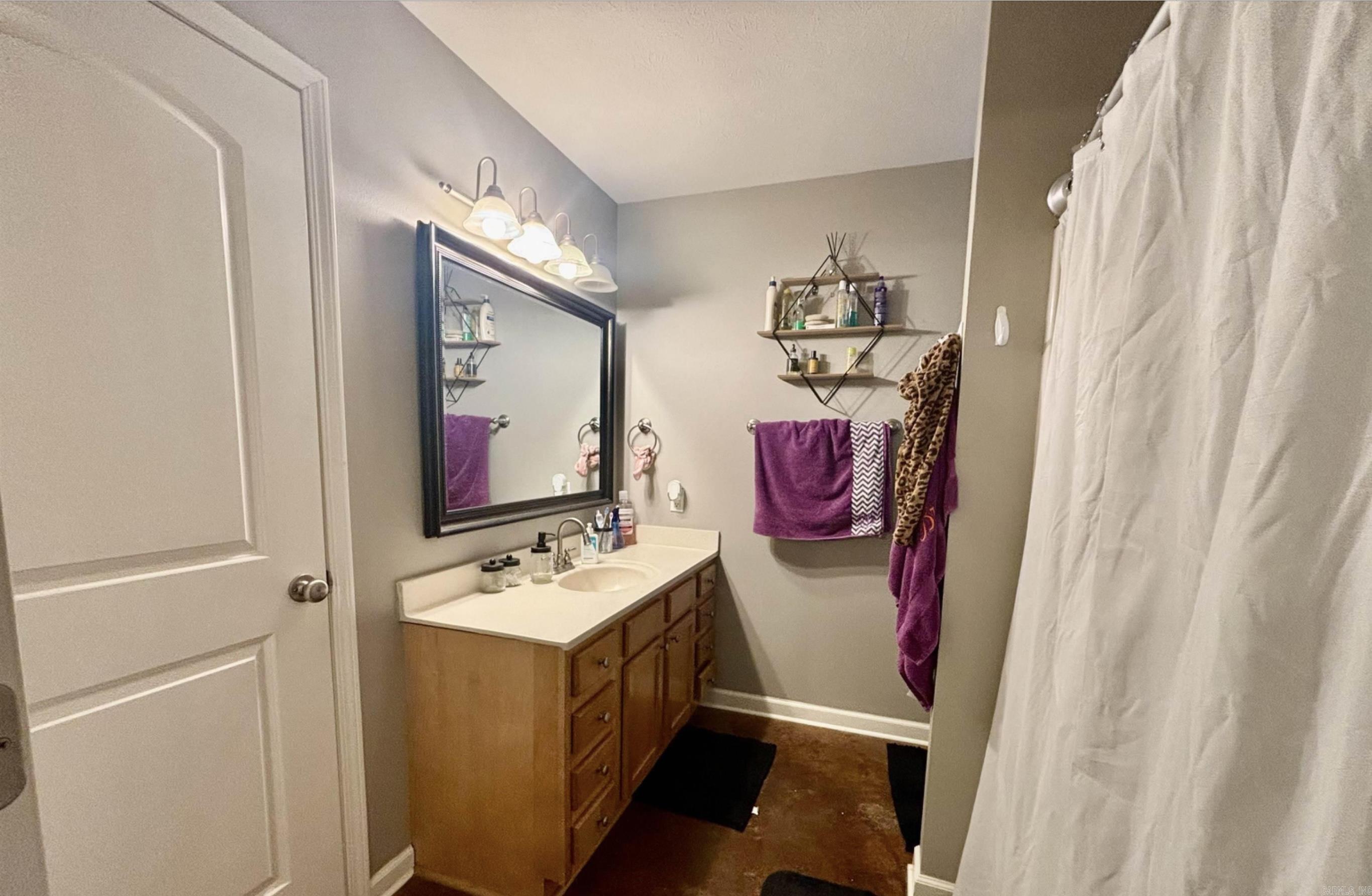 6 Tanzanite Drive Greenbrier, AR 72058