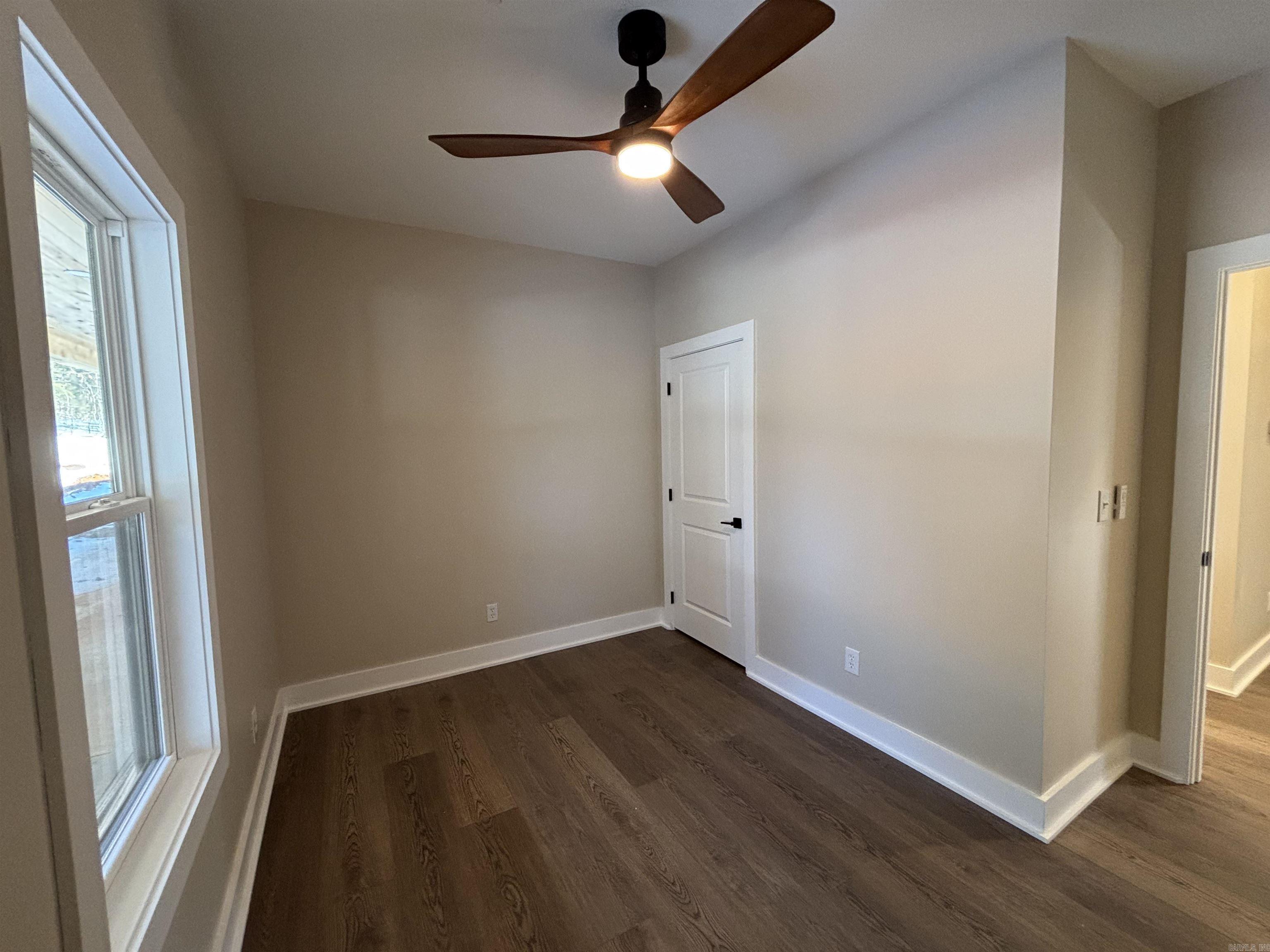 1682 US 167  Evening Shade, AR