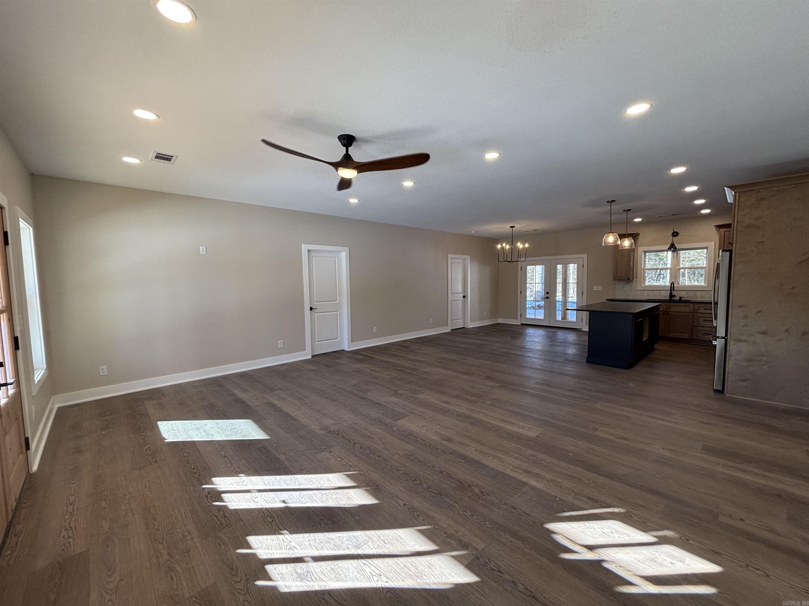 1682 US 167  Evening Shade, AR