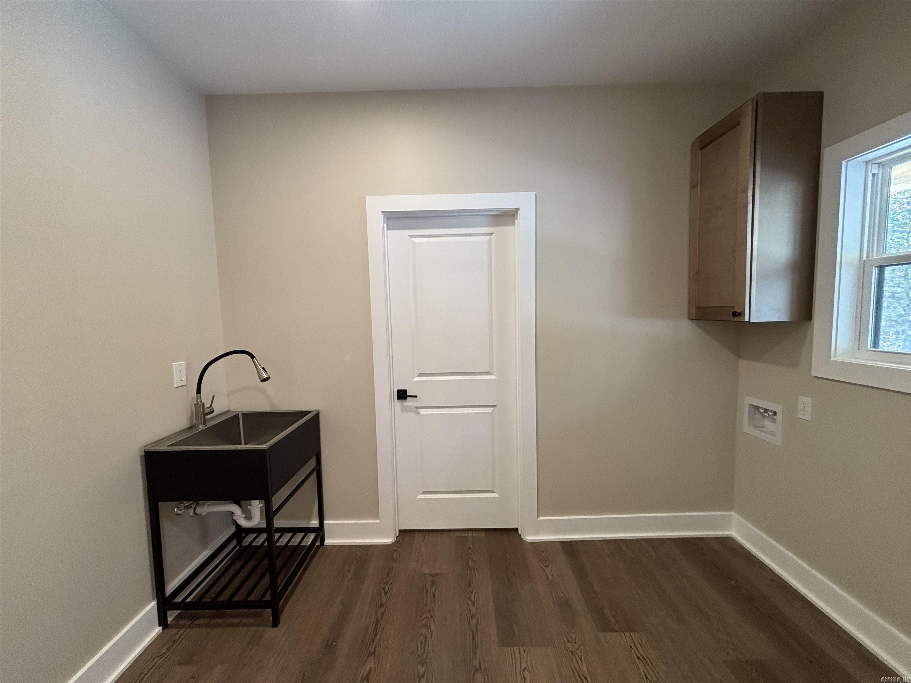 1682 US 167 Evening Shade, AR 72532