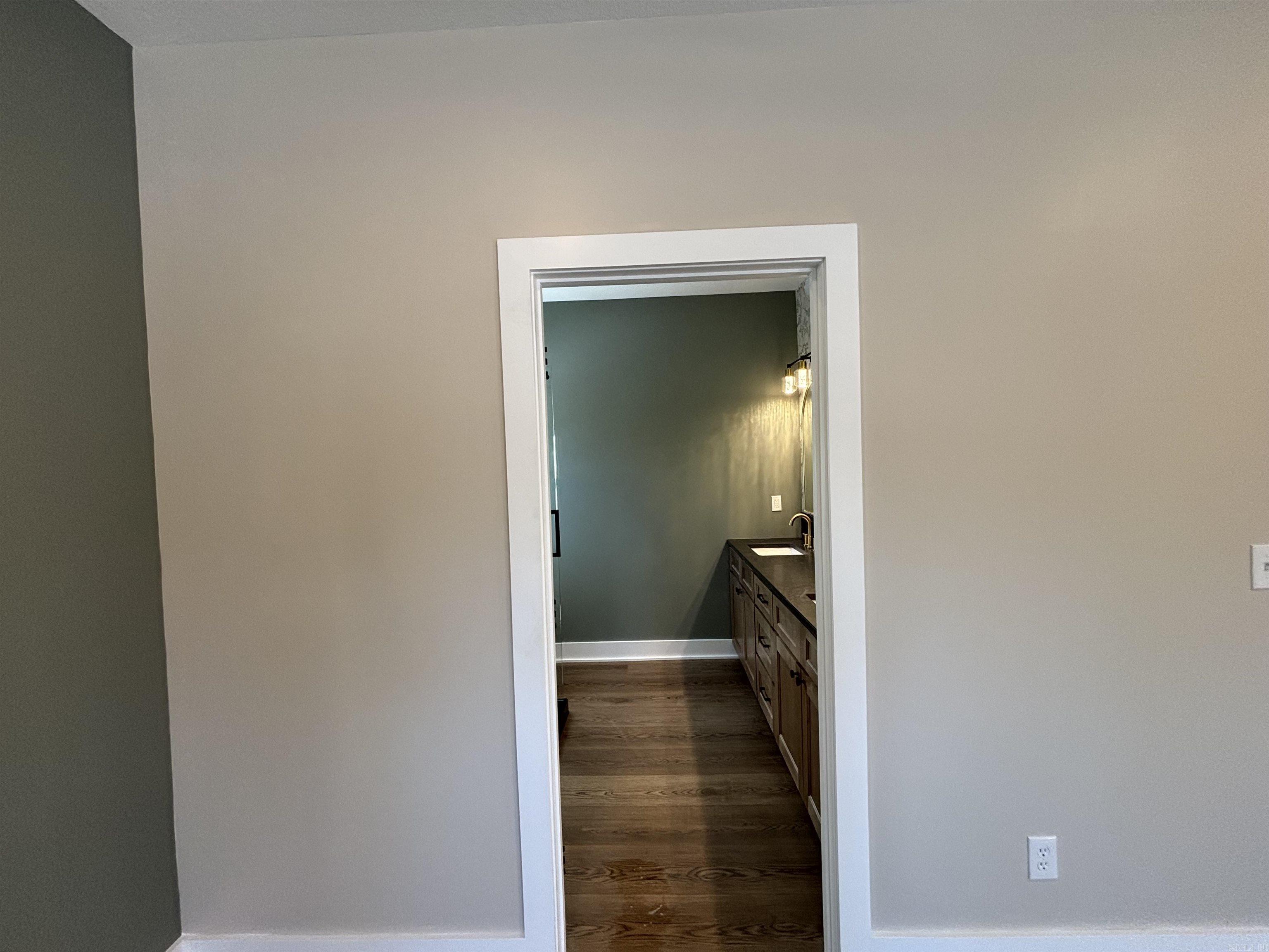 1682 US 167 Evening Shade, AR 72532