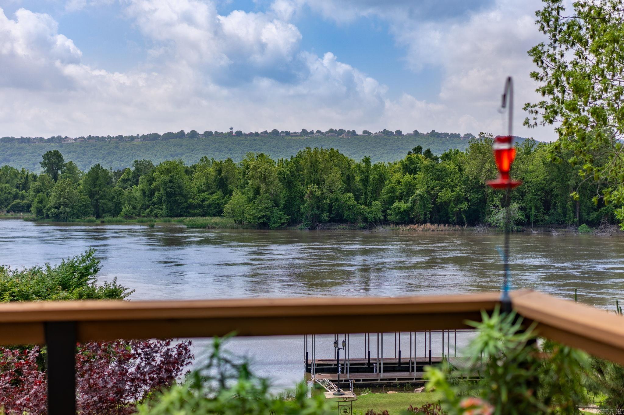 7 Crystal Mountain Cove  Maumelle, AR