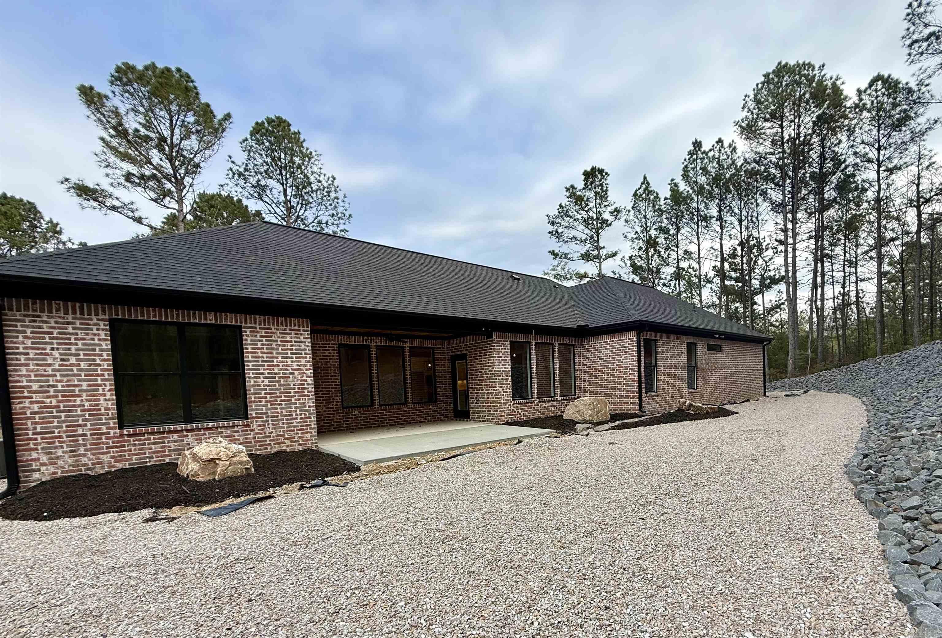 24 Realeza Court Hot Springs Village, AR 71909