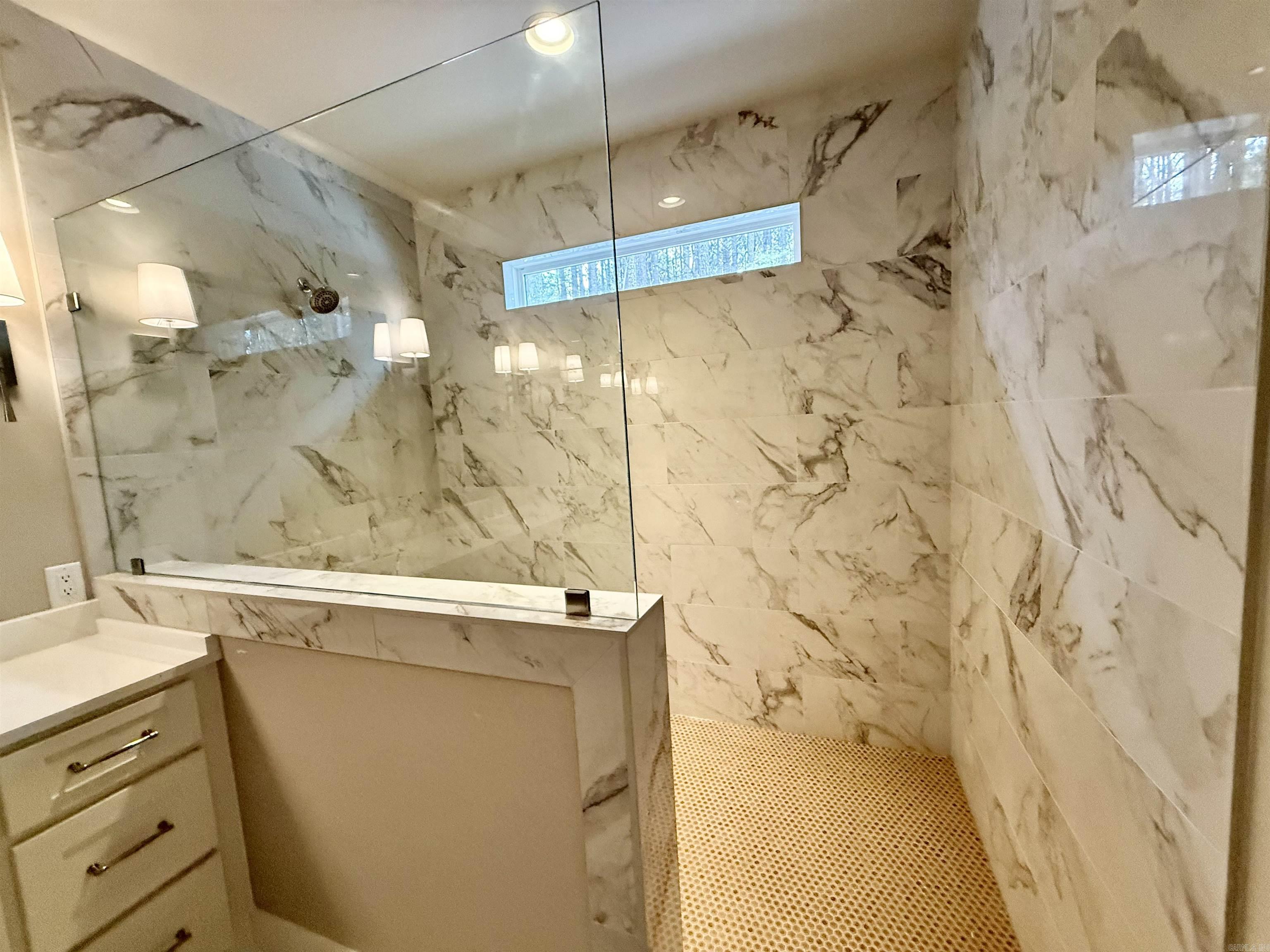 24 Realeza Court Hot Springs Village, AR 71909