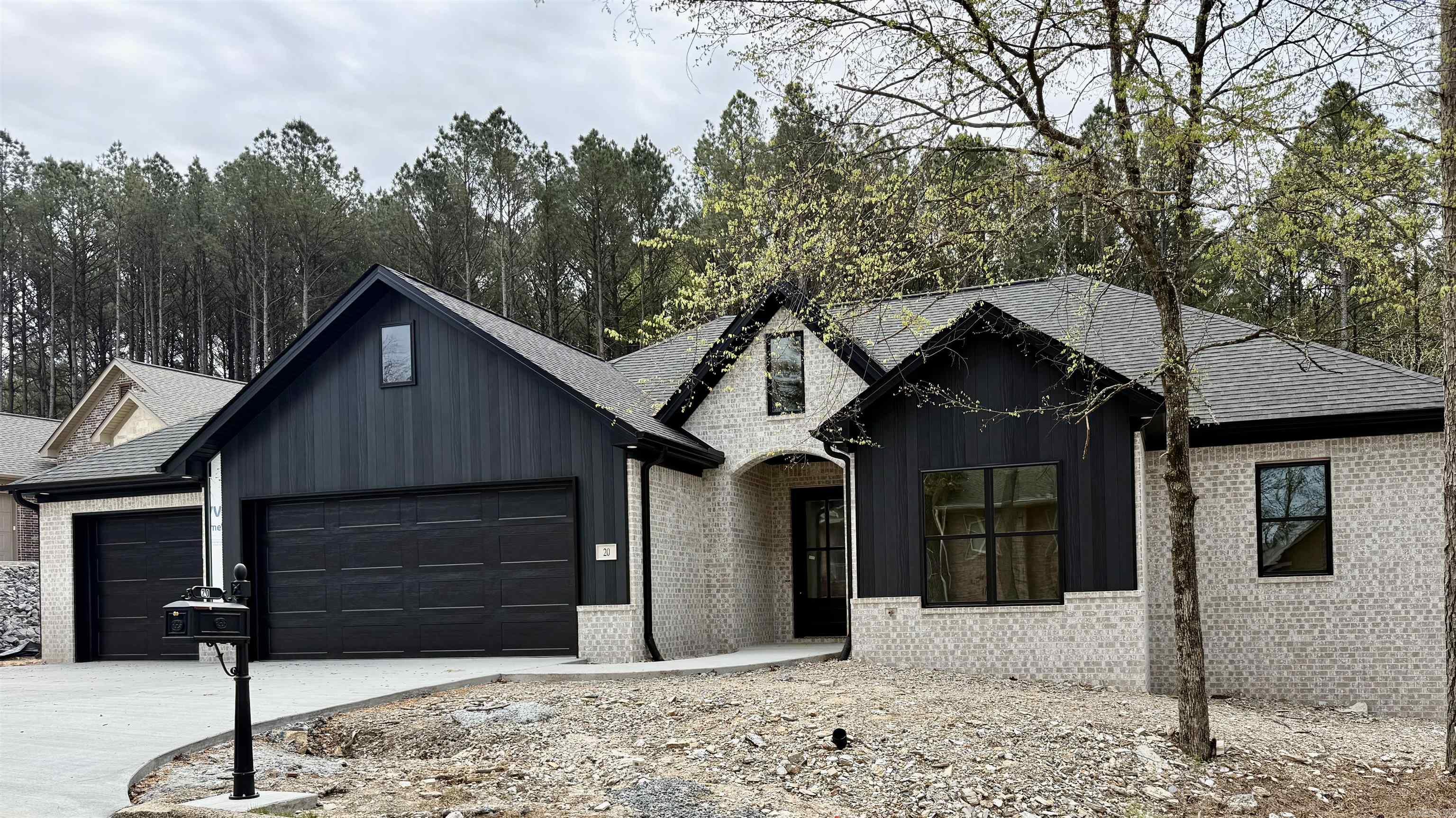 20 Realeza Court Hot Springs Village, AR 71909