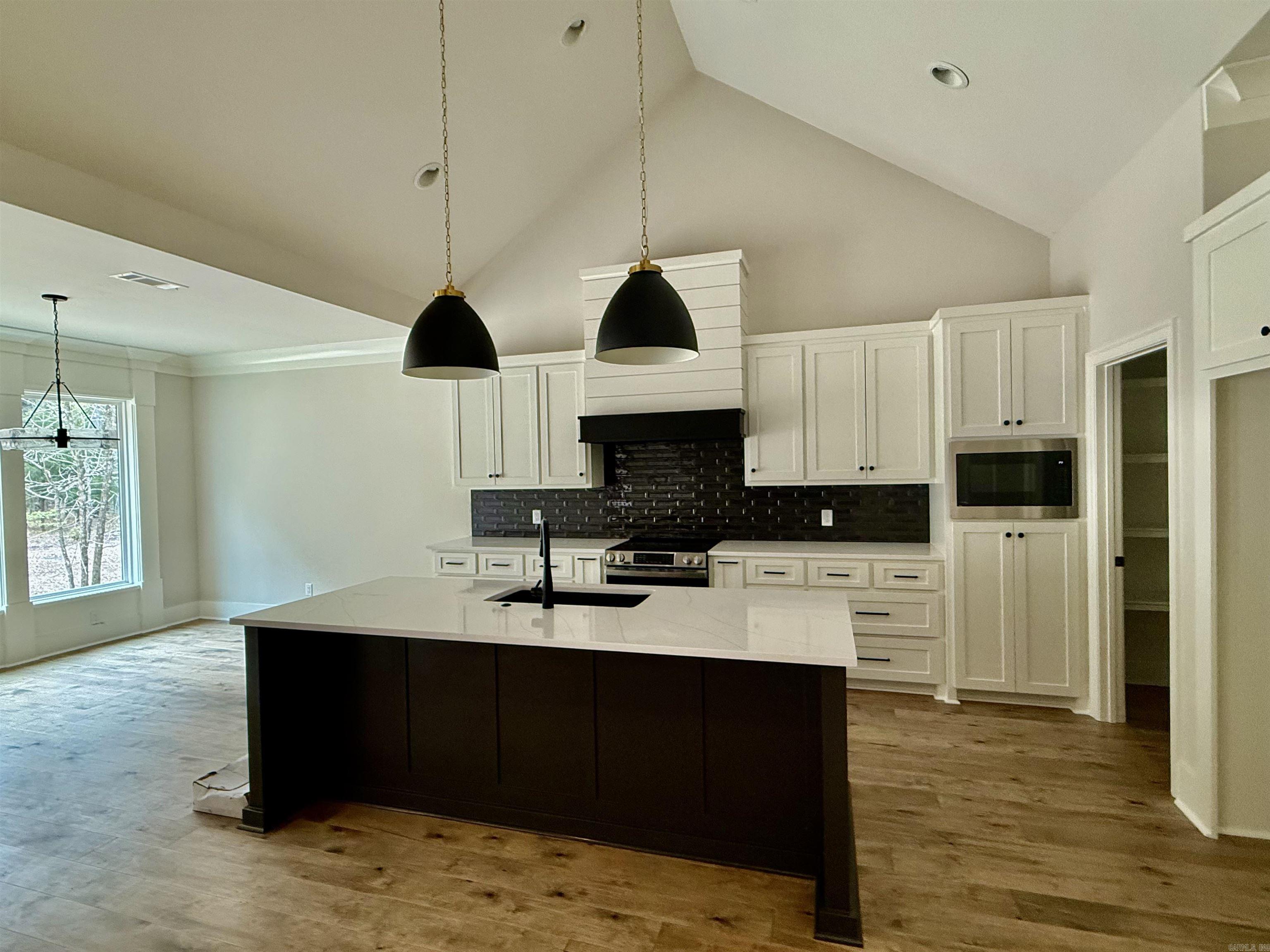 20 Realeza Court Hot Springs Village, AR 71909