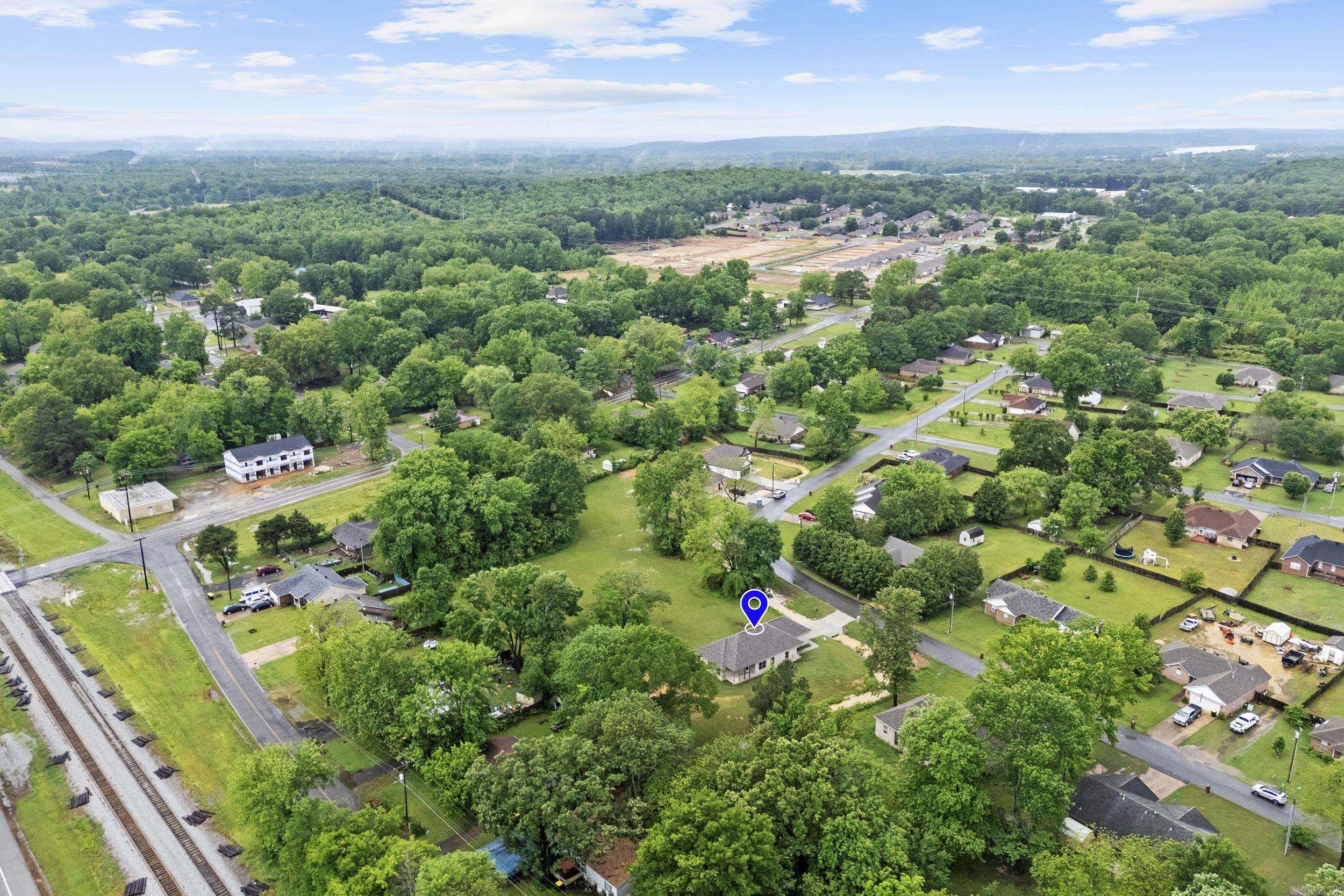 22 Ledrick  Mayflower, AR