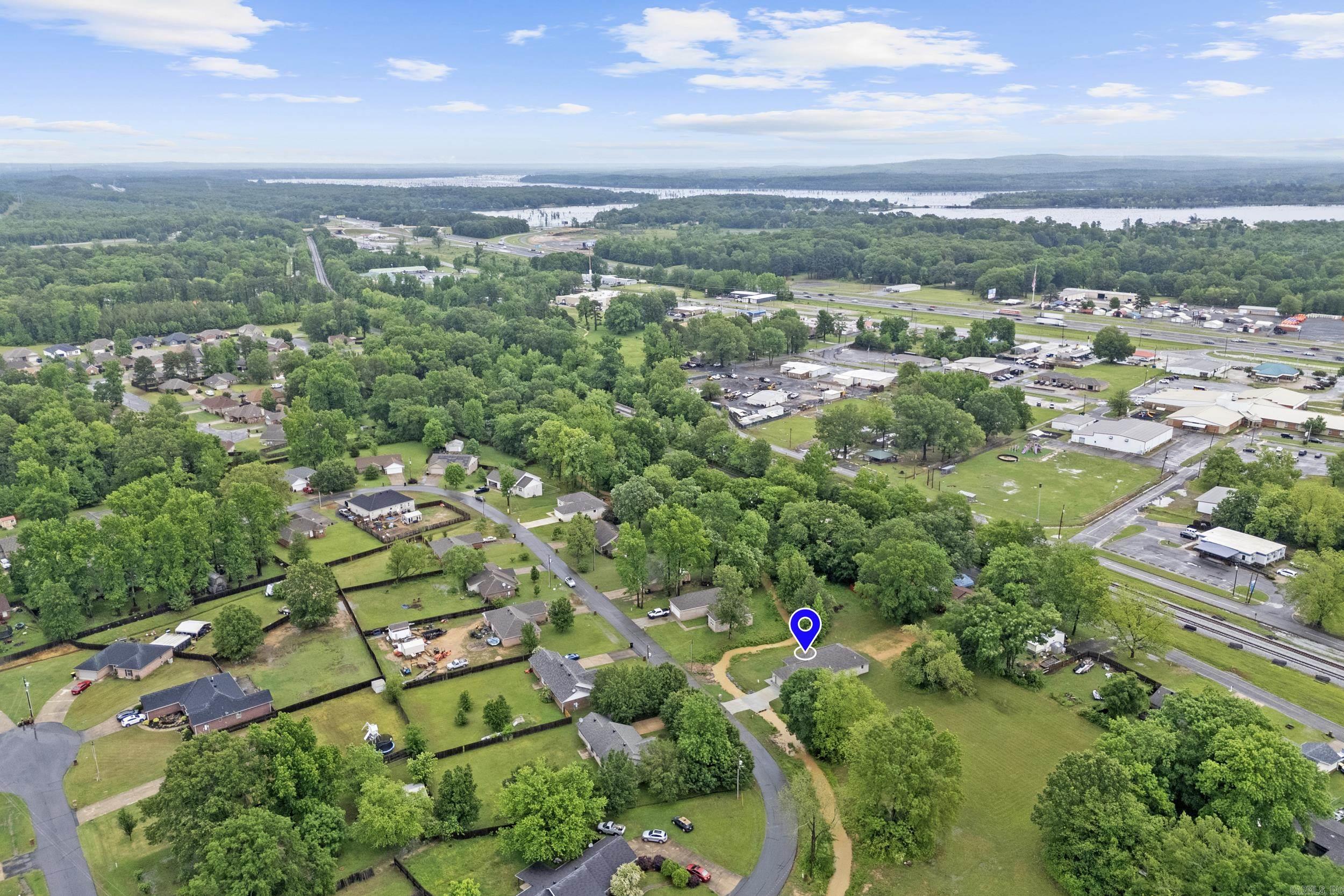 22 Ledrick  Mayflower, AR