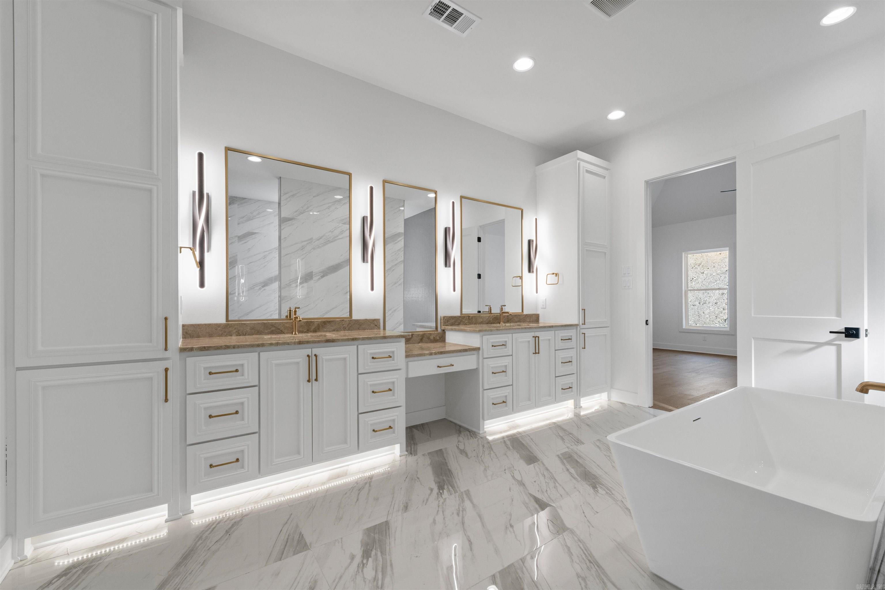 136 Abington  Little Rock, AR