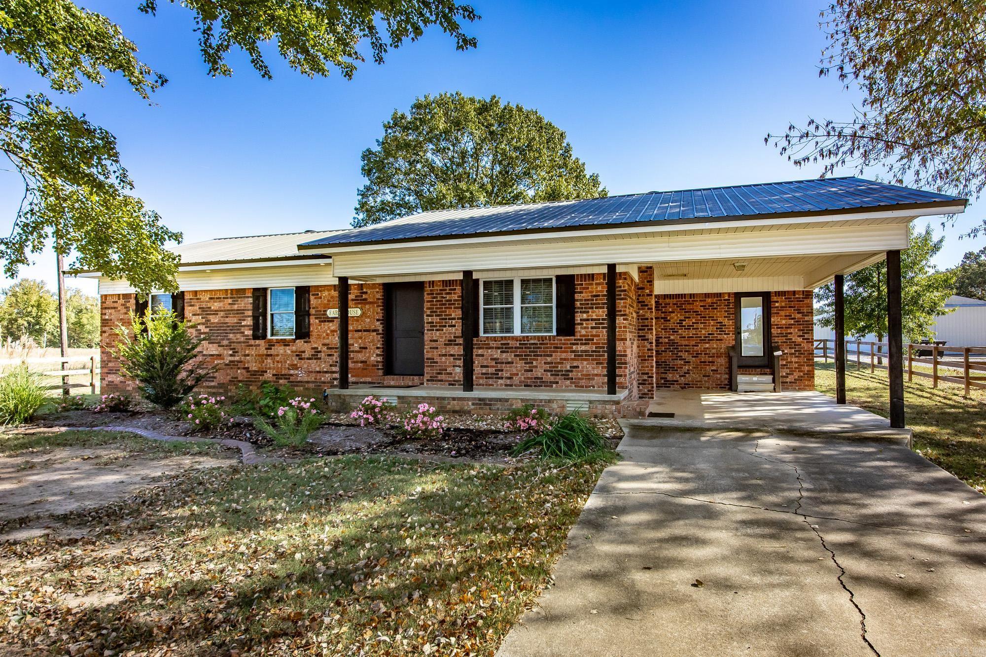 75 Stark Avenue  Greers Ferry, AR