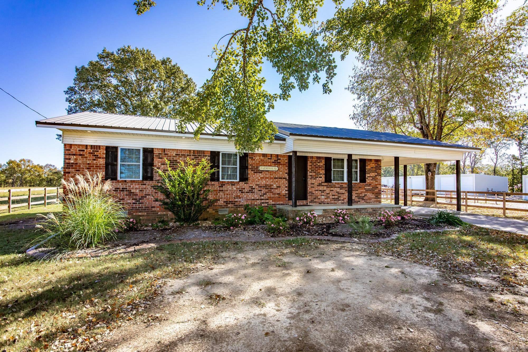 75 Stark Avenue  Greers Ferry, AR