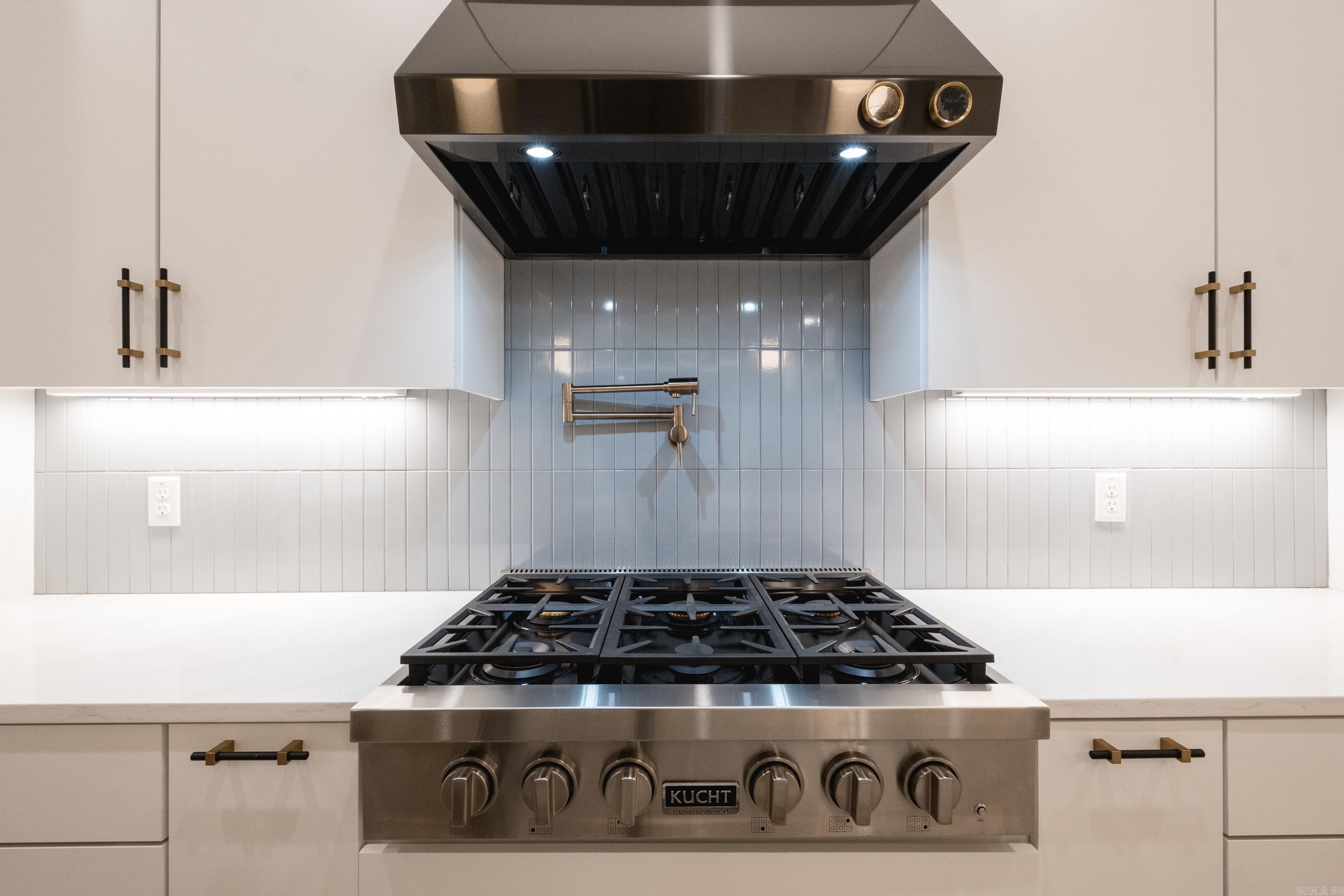 32 Mereville Place  Little Rock, AR