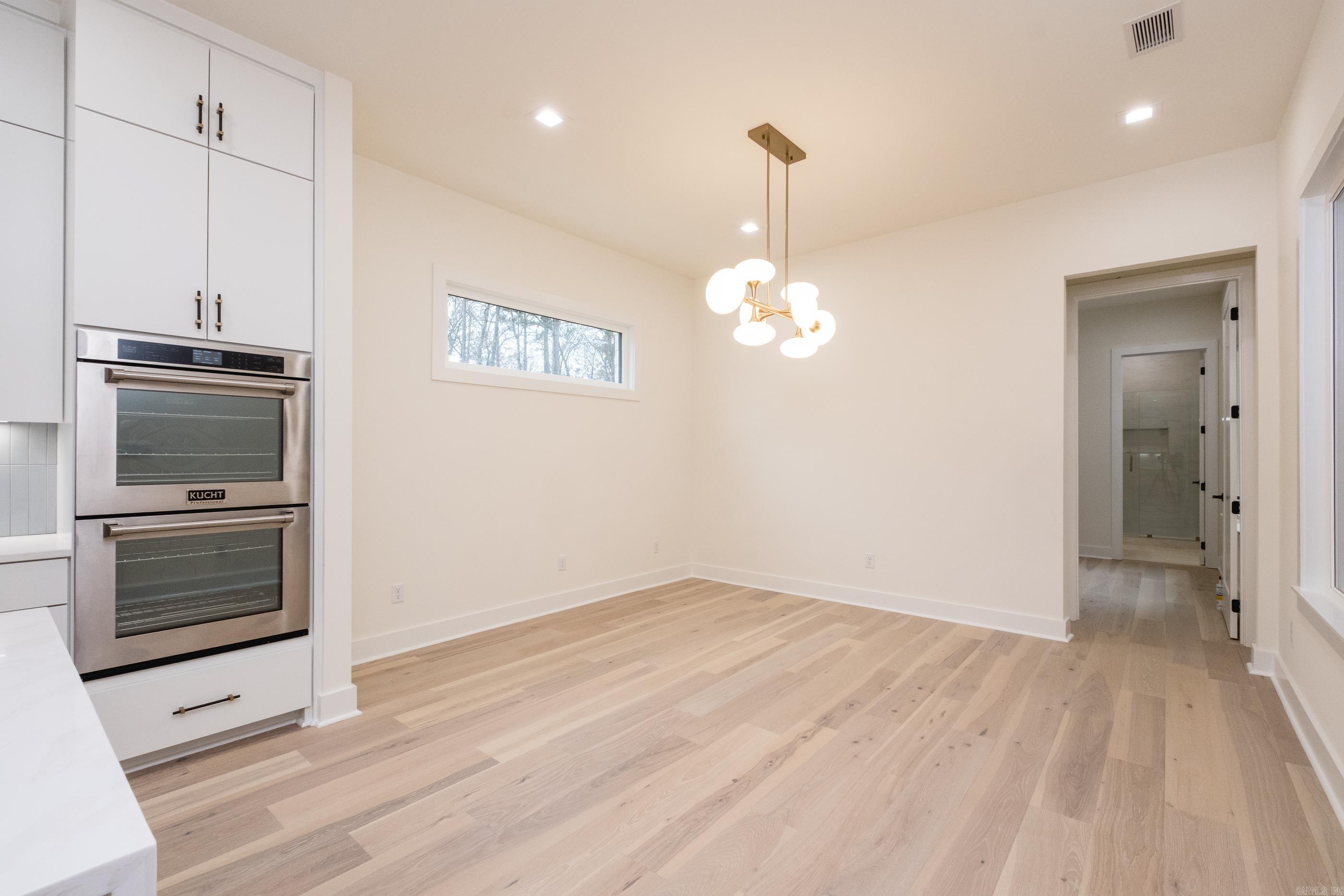 32 Mereville Place  Little Rock, AR