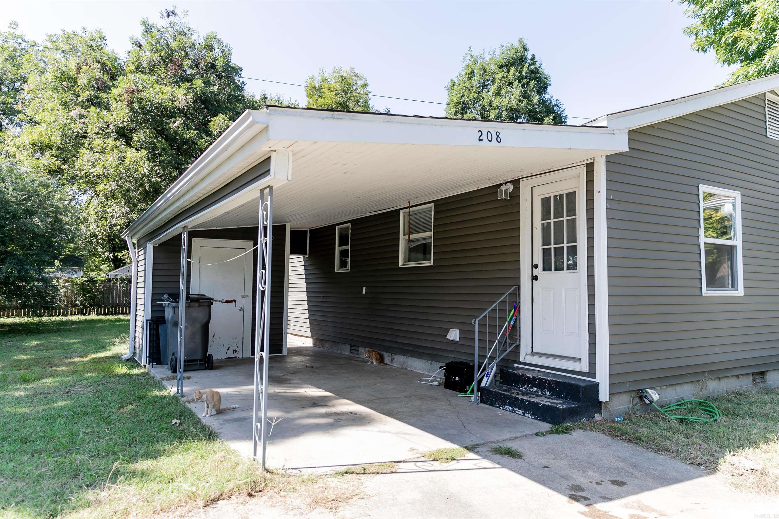 208 N 7th  Paragould, AR