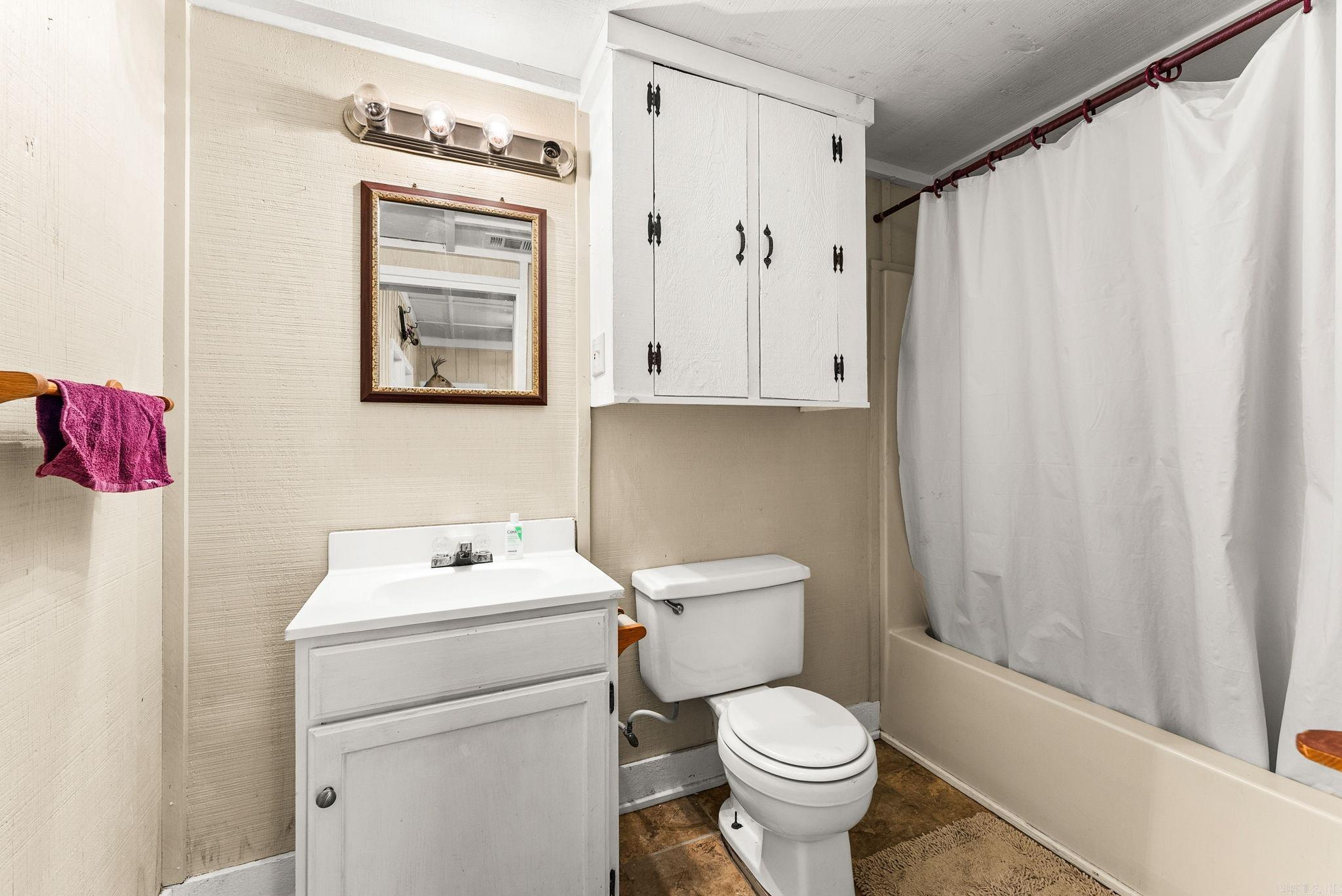 590 S Hwy 29  Delight, AR