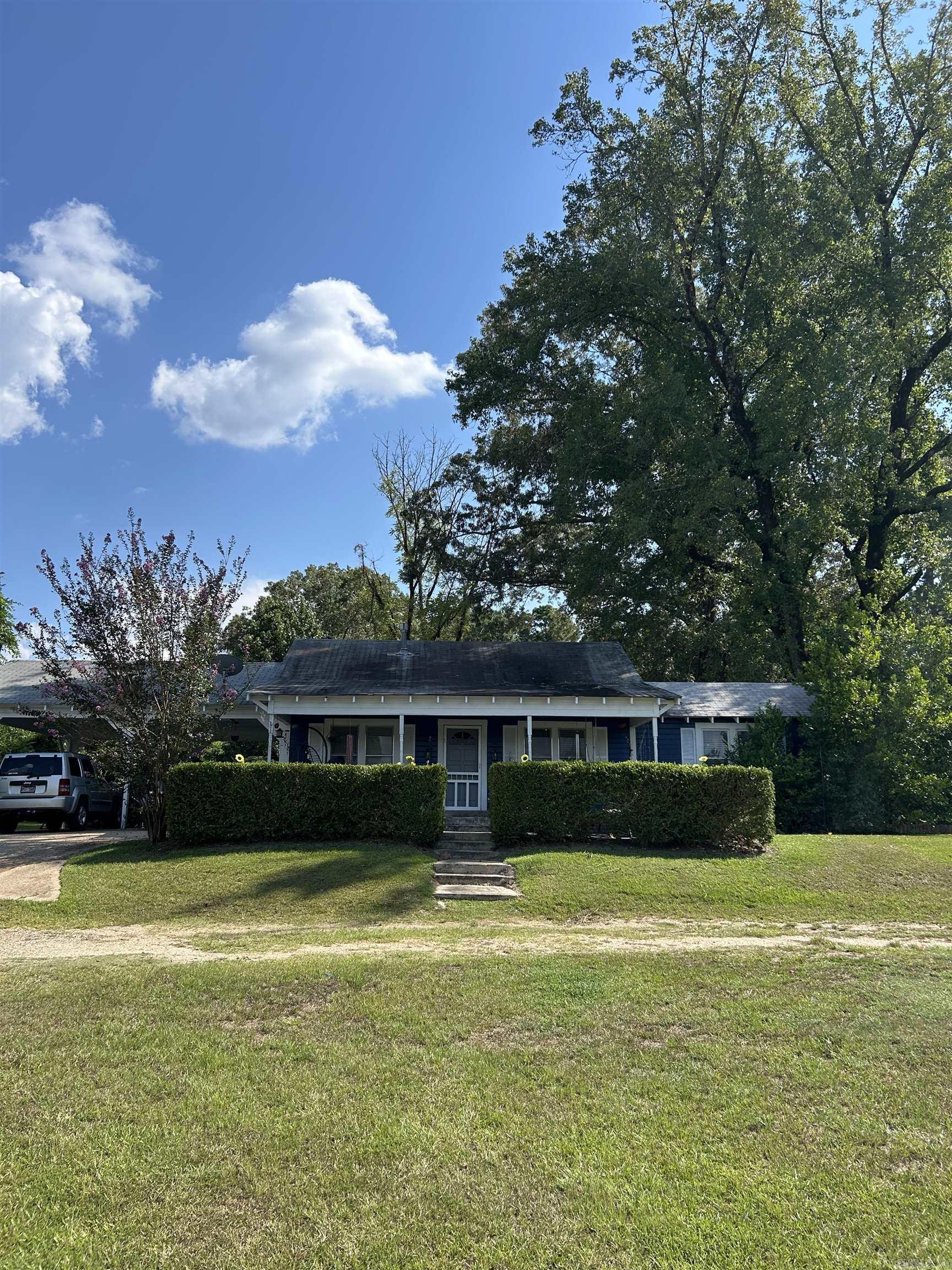 3249 W Hillsboro St  El Dorado, AR