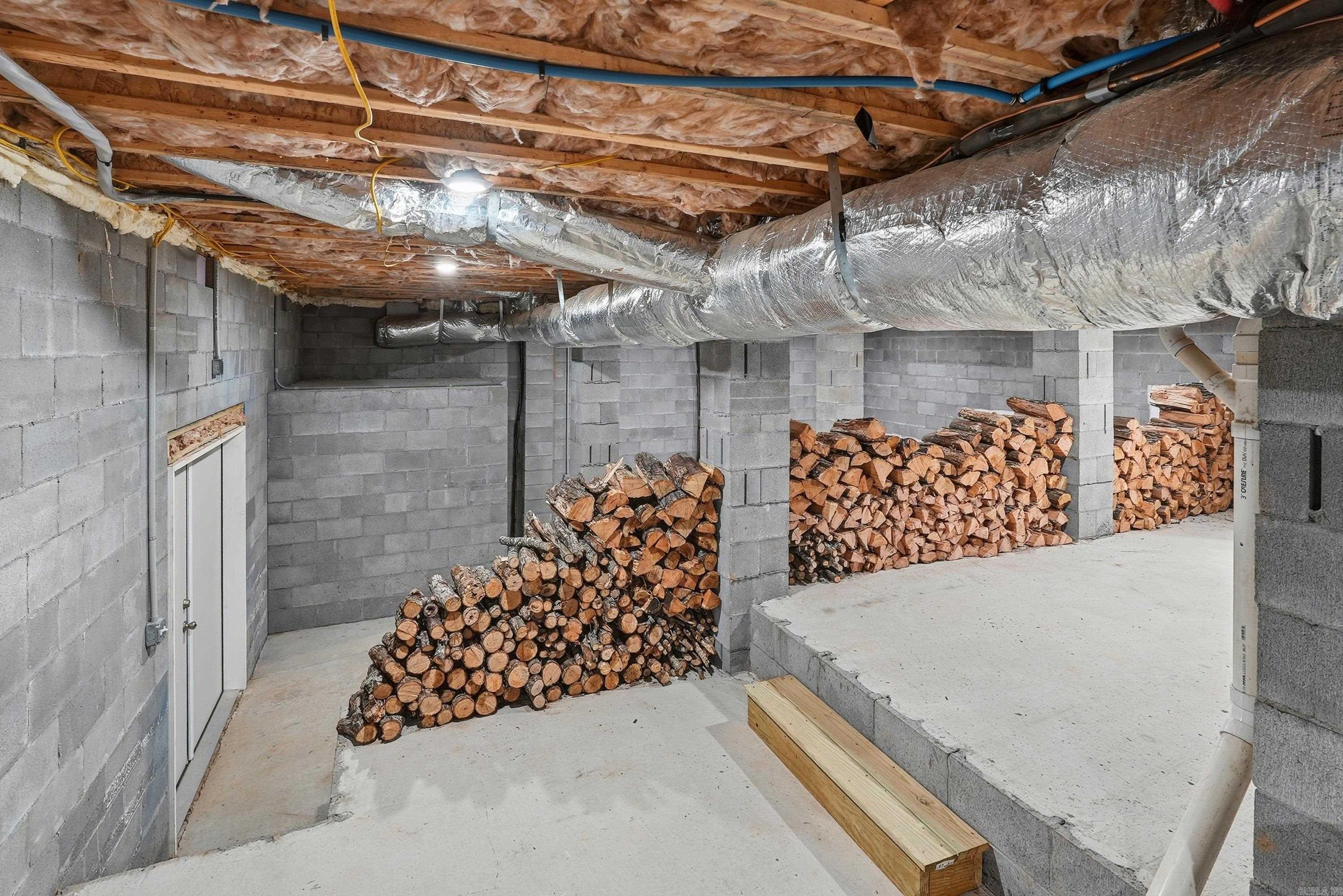 550 Leech Dr. Shirley, AR 72153