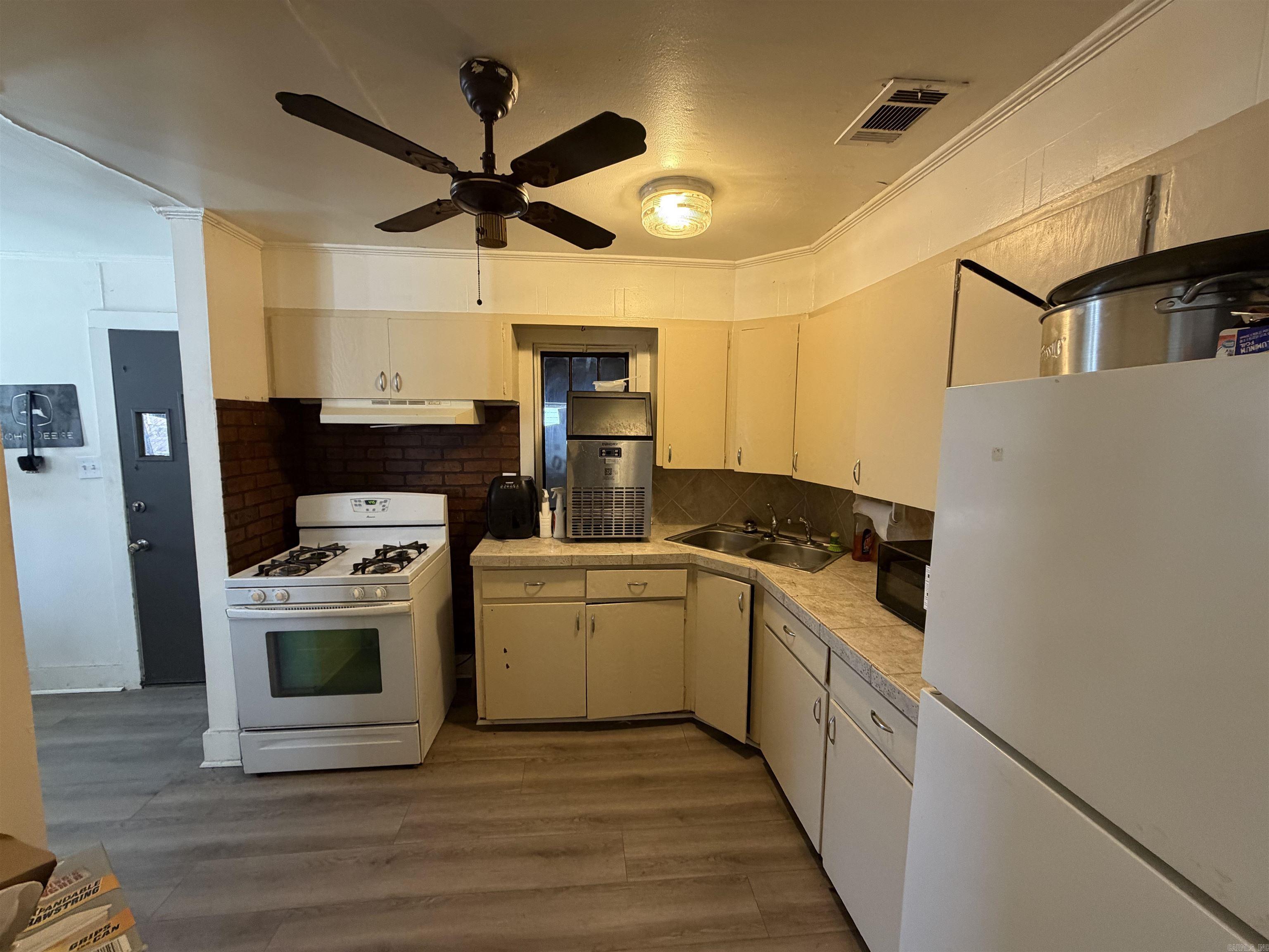 620 SW 6th  Walnut Ridge, AR