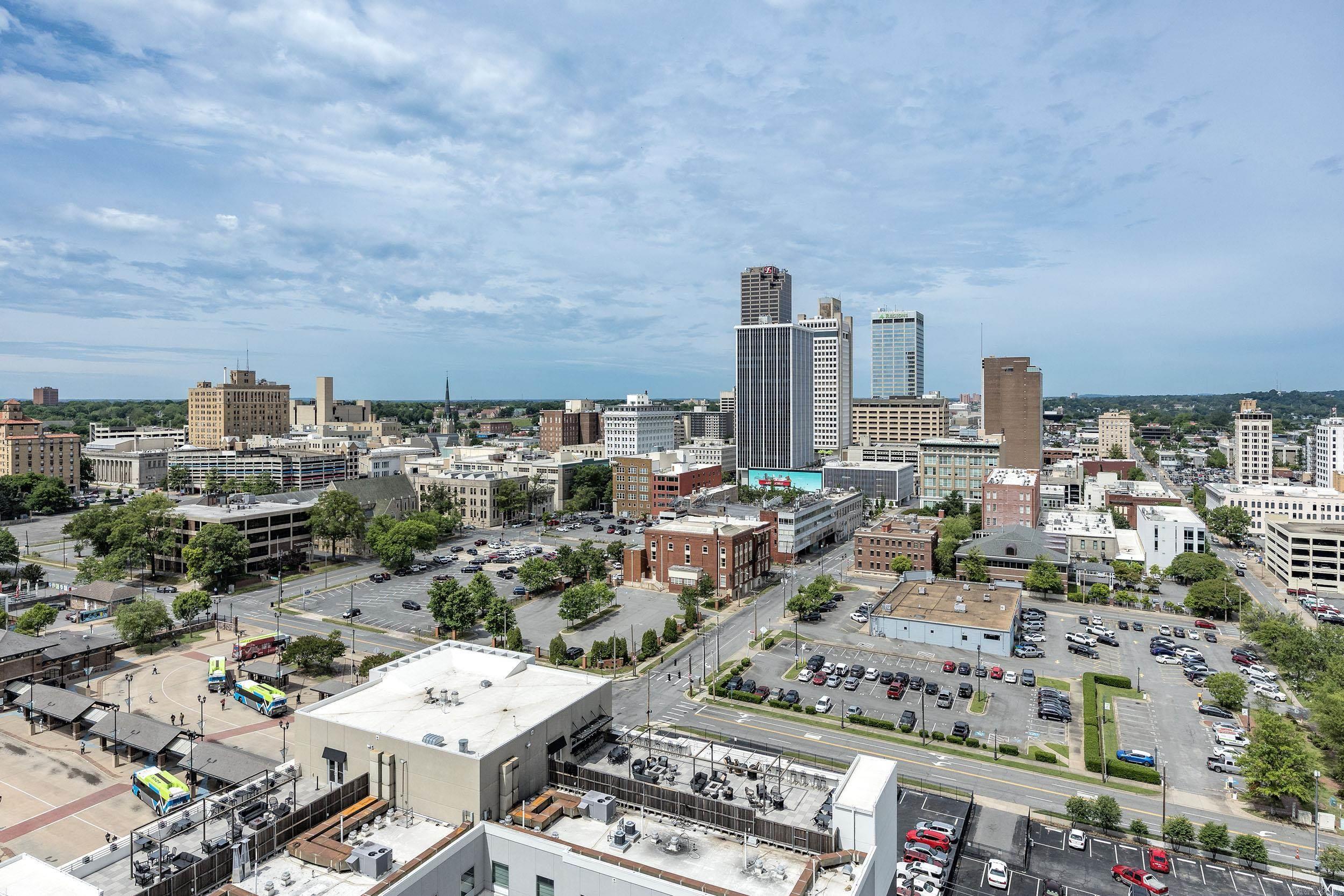 315 Rock #1607  Little Rock, AR