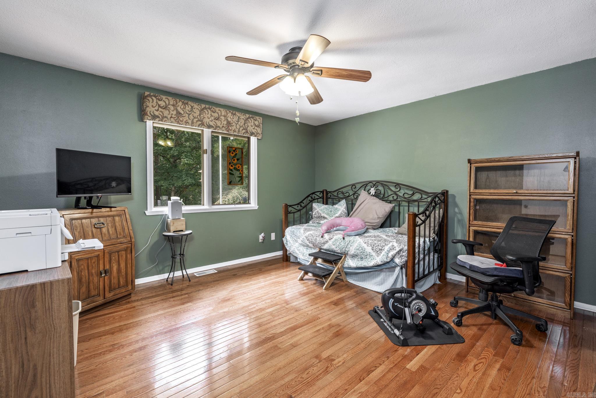 7 Montanes  Hot Springs Village, AR