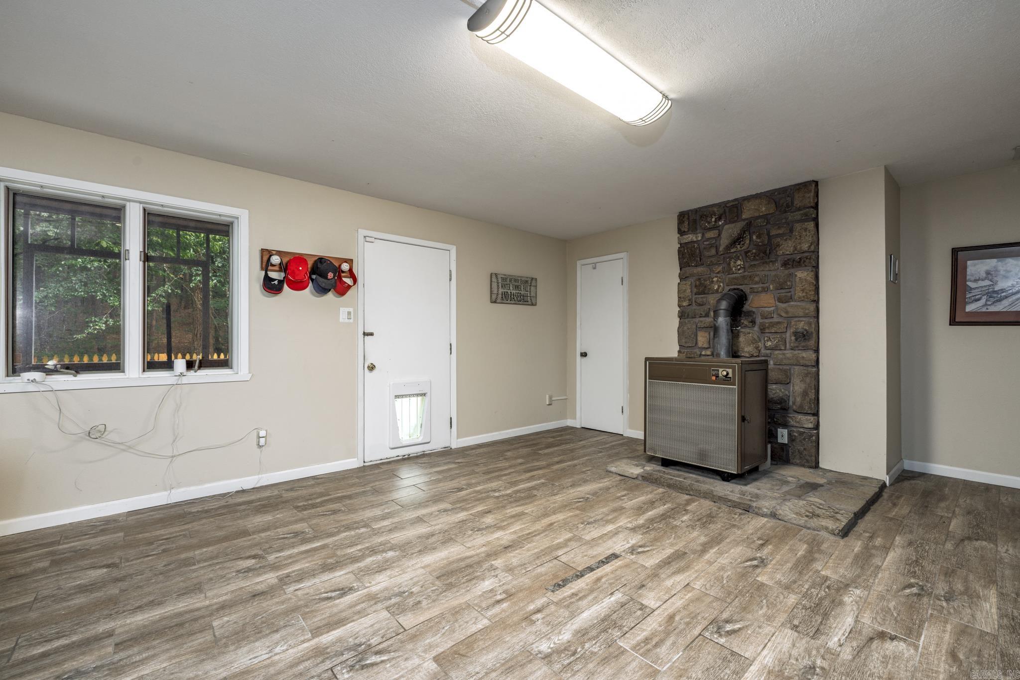 7 Montanes  Hot Springs Village, AR