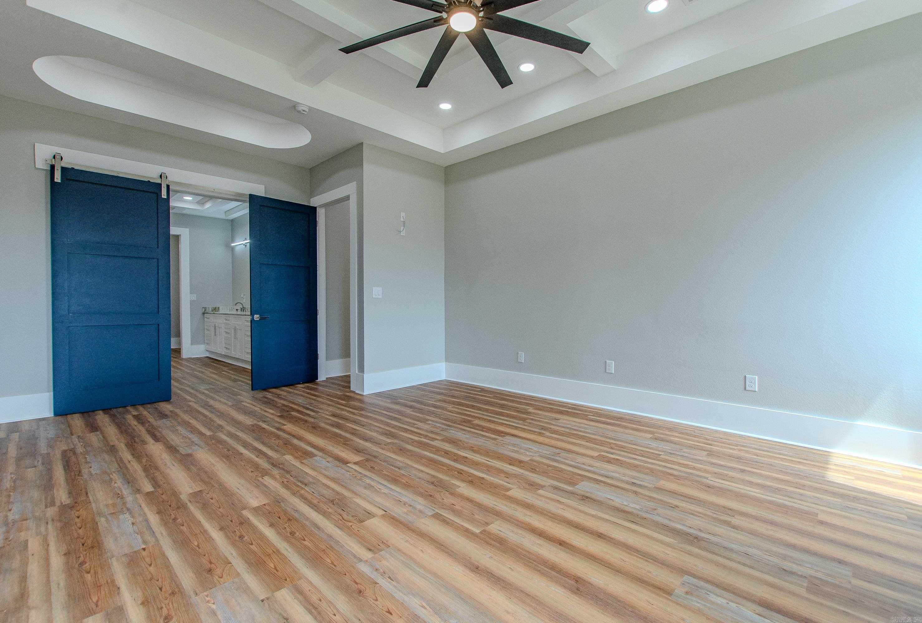 7921 Kanis Oaks Dr  Little Rock, AR