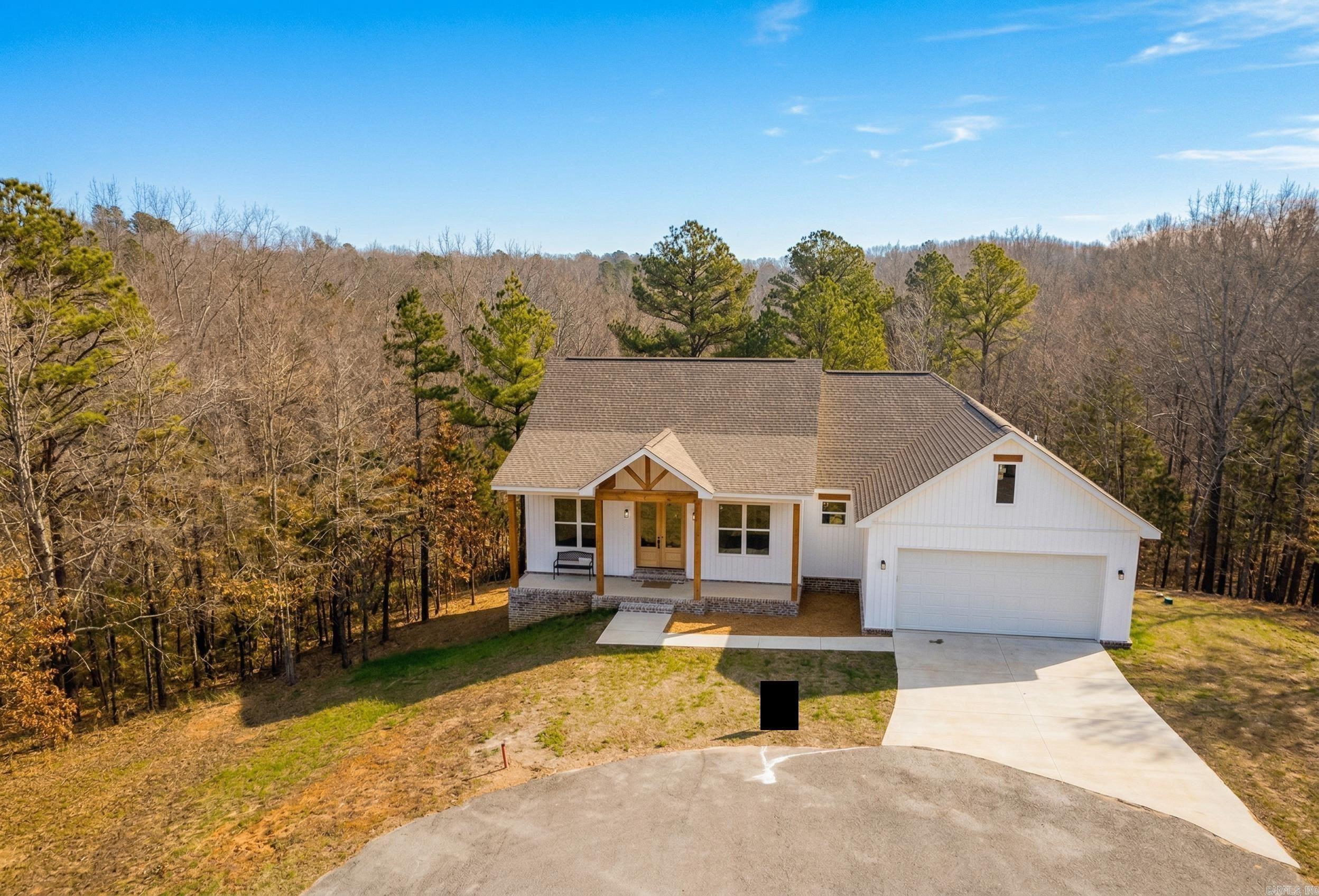 150 Caddy Cove Ln. Mountain View, AR 72560