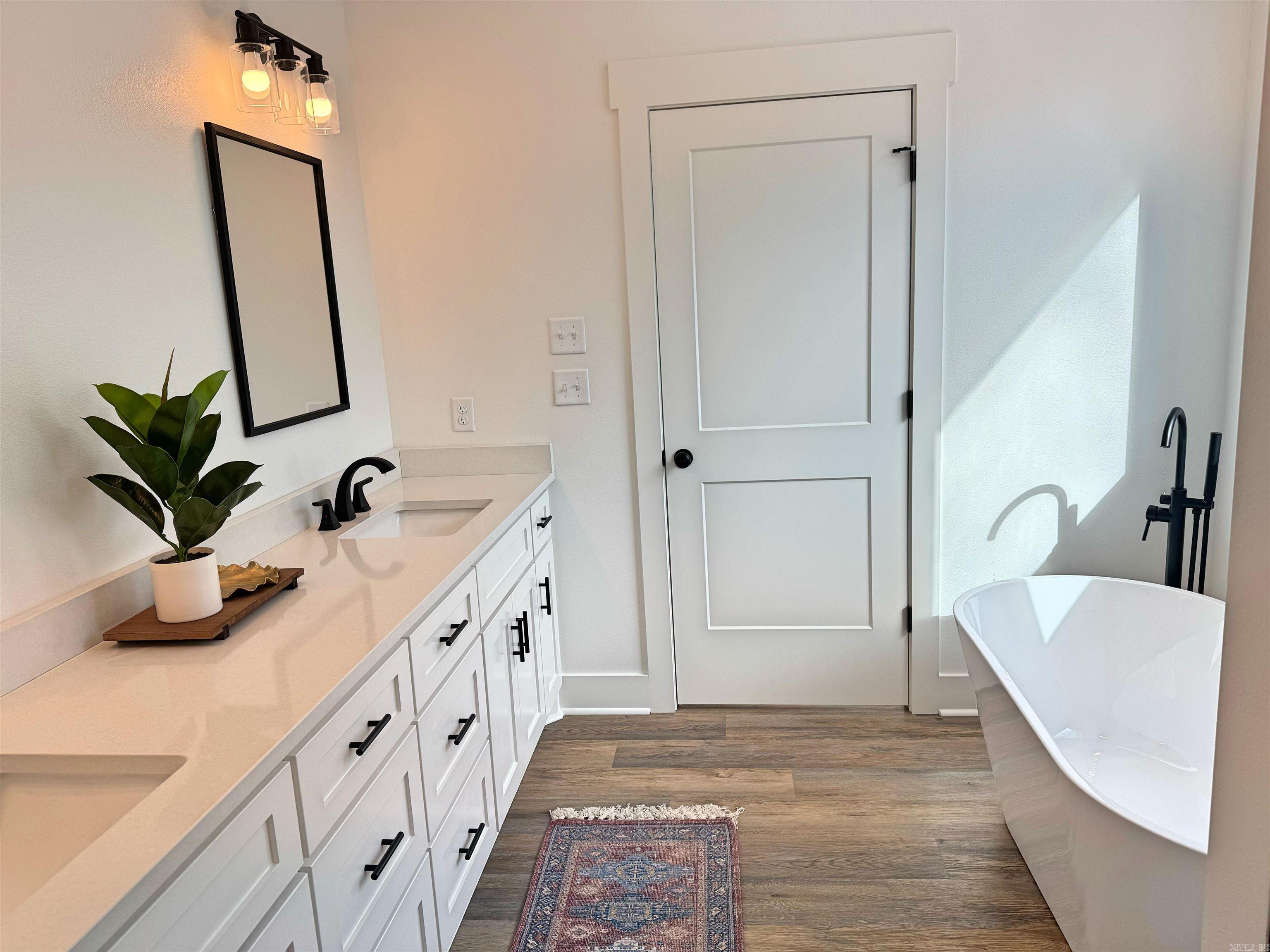 150 Caddy Cove Ln.  Mountain View, AR